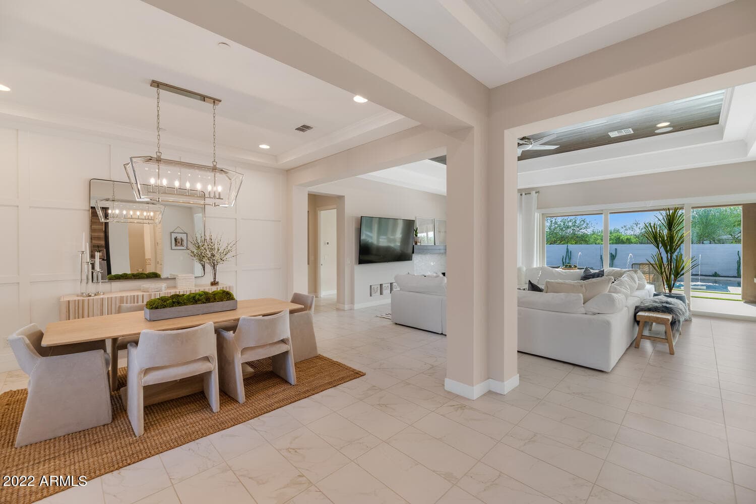 2855 E Los Gatos Drive — photo 3