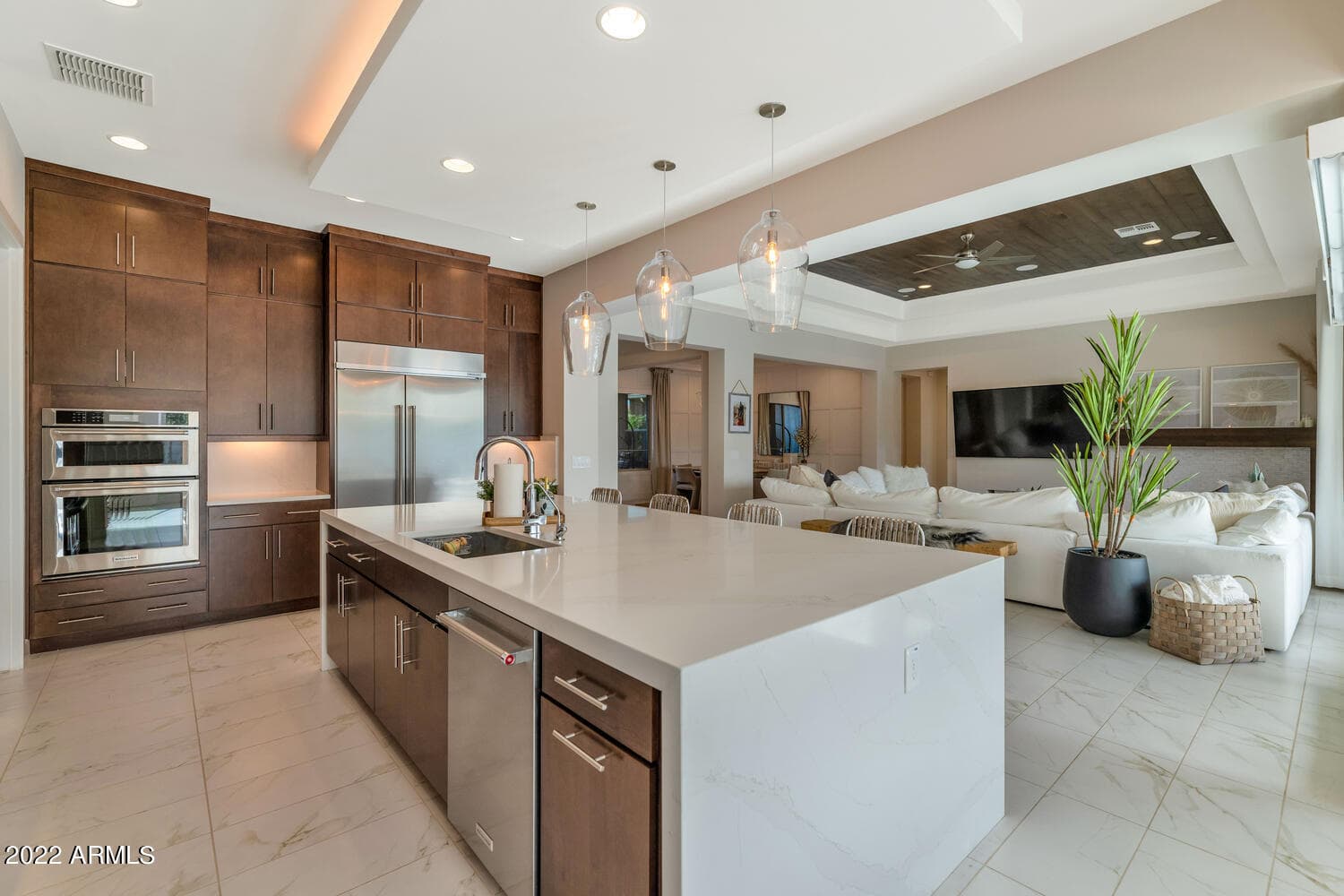 2855 E Los Gatos Drive — photo 8
