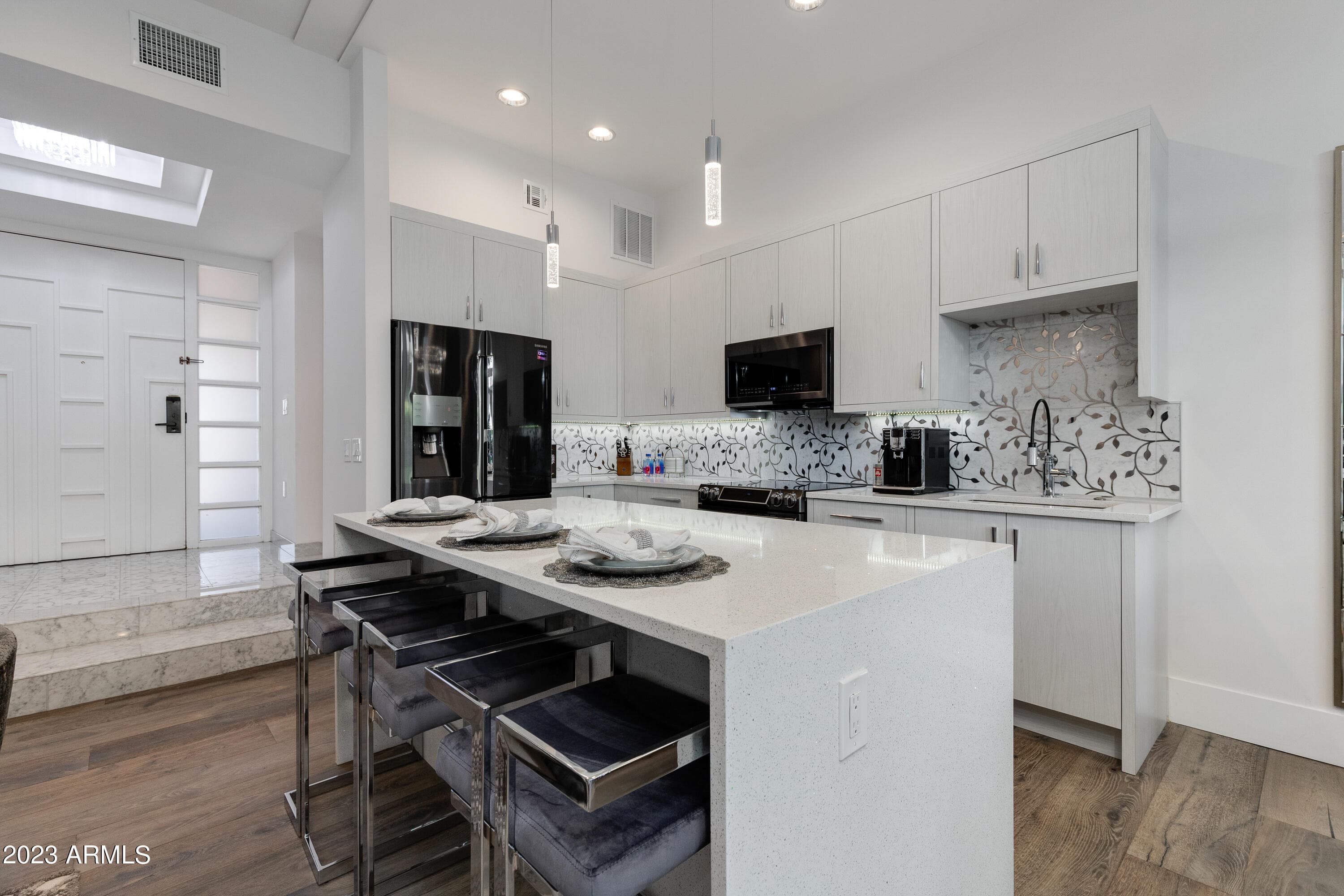 2802 E Camino Acequia Drive 7 — photo 7