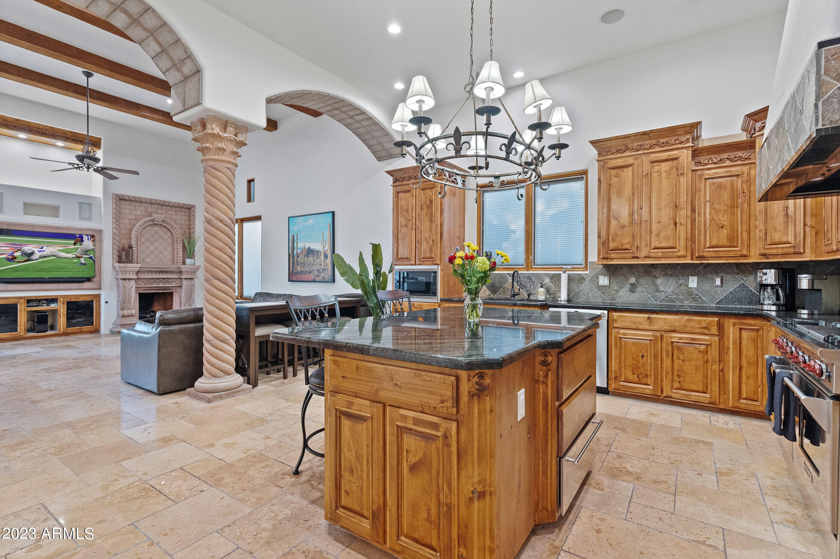 5529 W Pinnacle Hill Drive — photo 2
