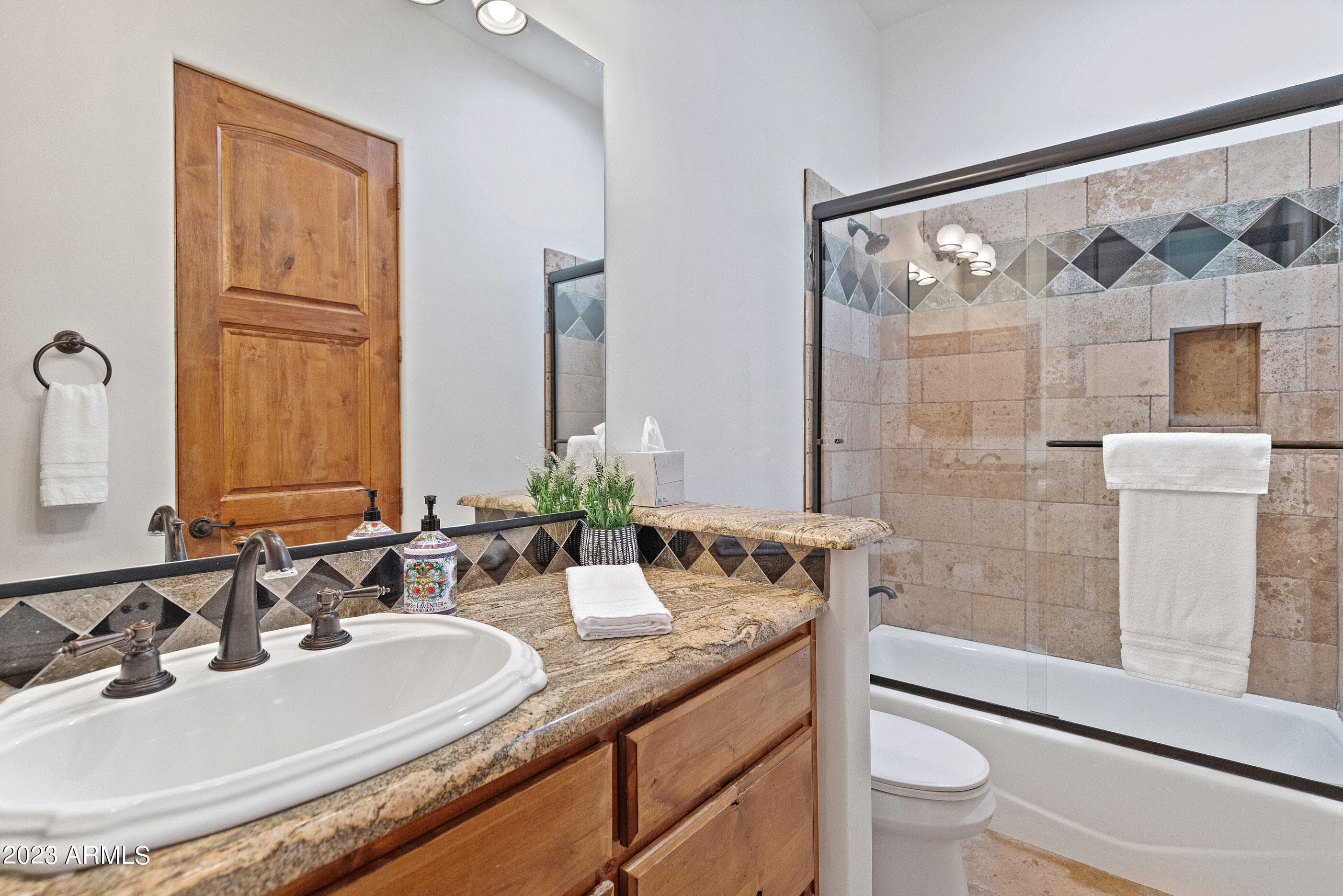 5529 W Pinnacle Hill Drive — photo 8