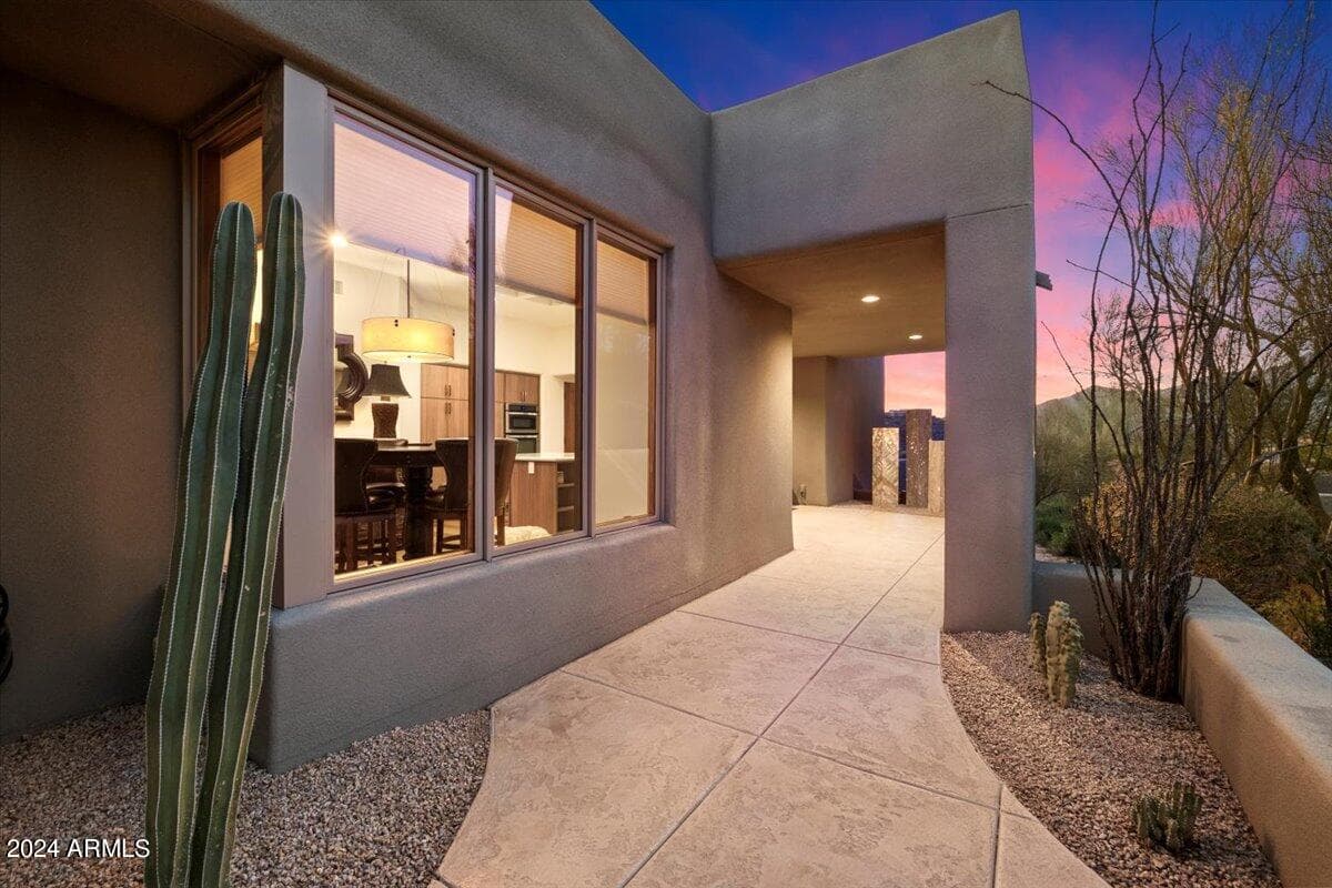 10015 E Graythorn Drive — photo 3