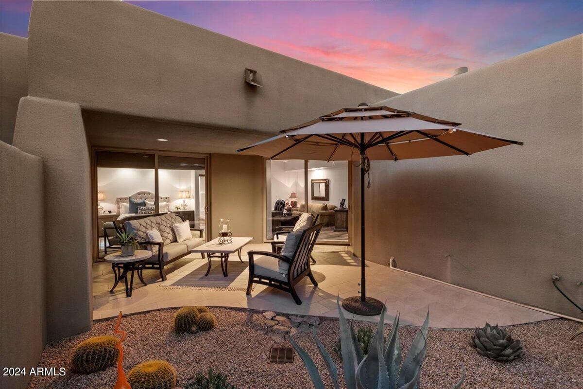 10015 E Graythorn Drive — photo 4