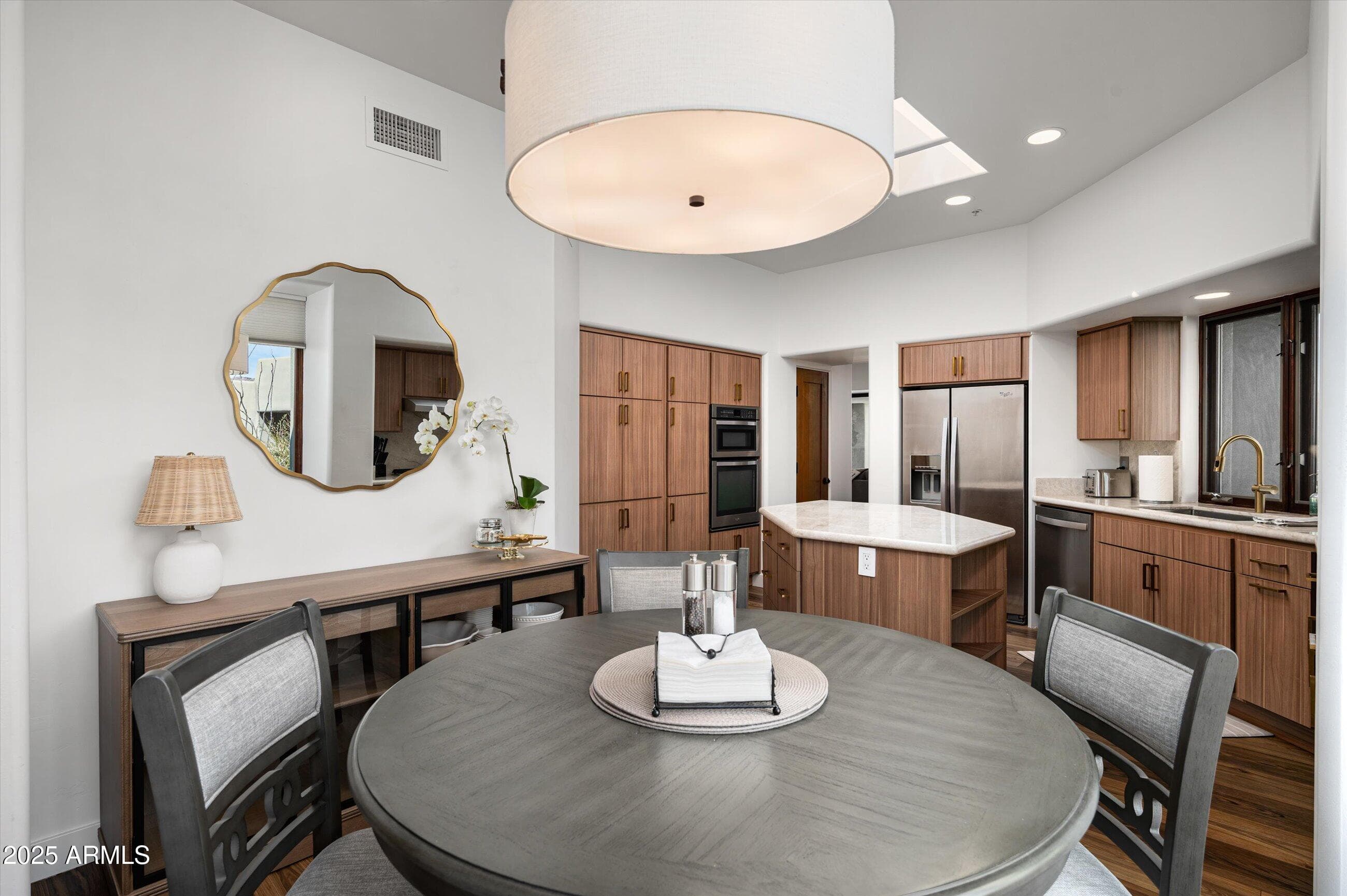 10015 E Graythorn Drive — photo 7