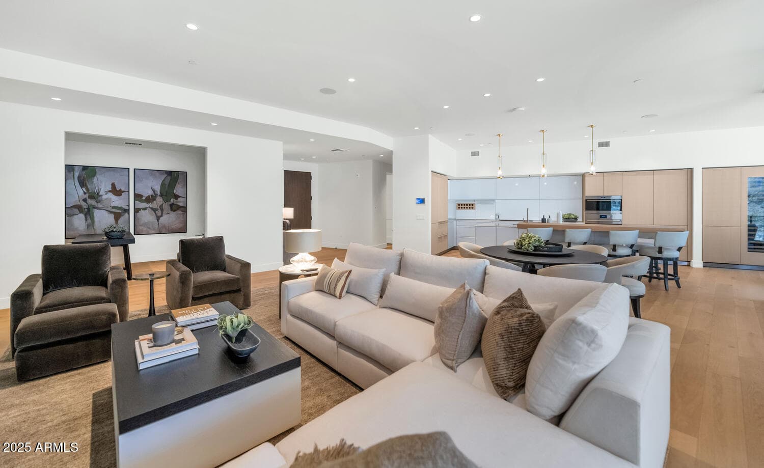 5000 N Camelback Ridge Road 407 — photo 5