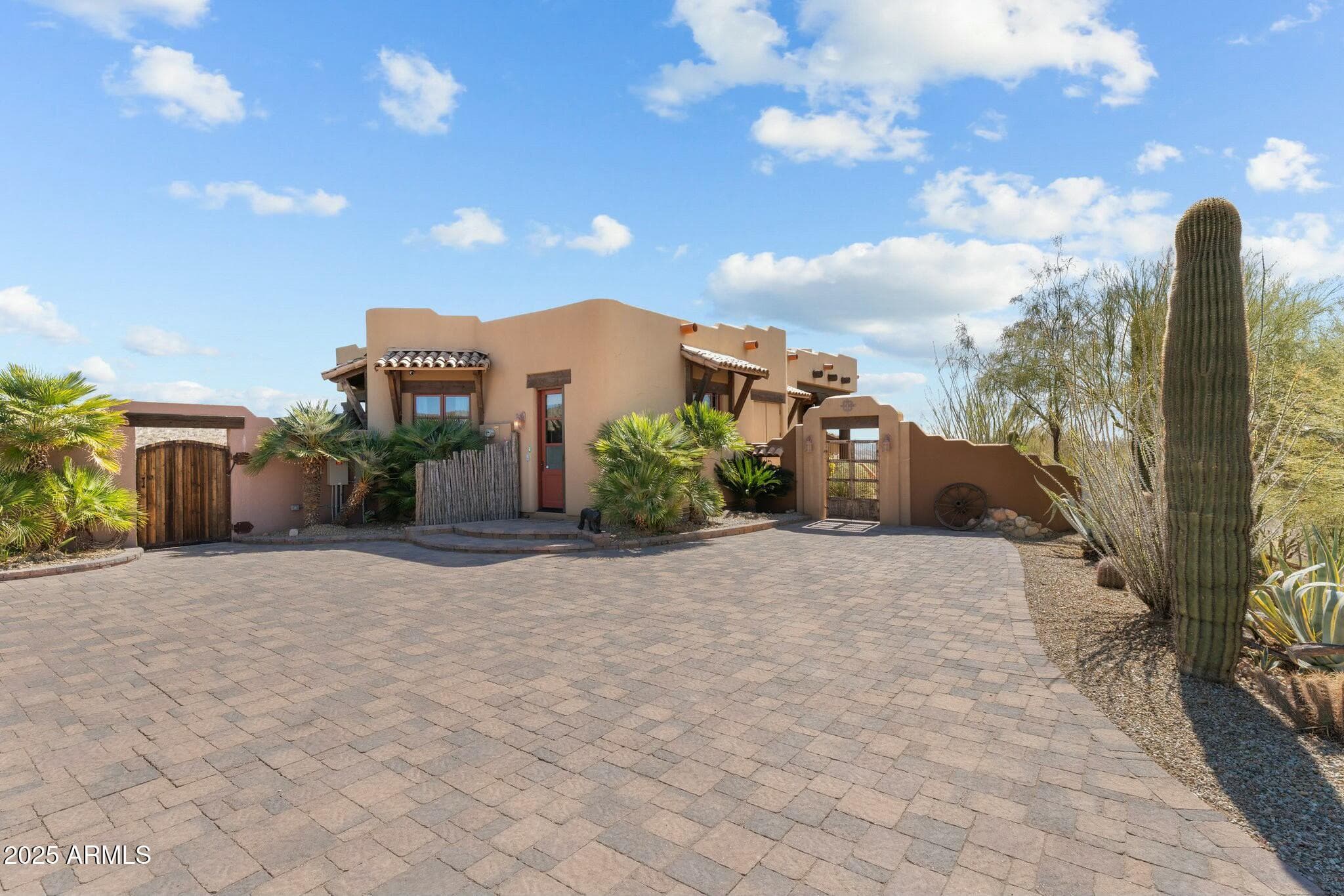 850 W Tellier Trail W — photo 3