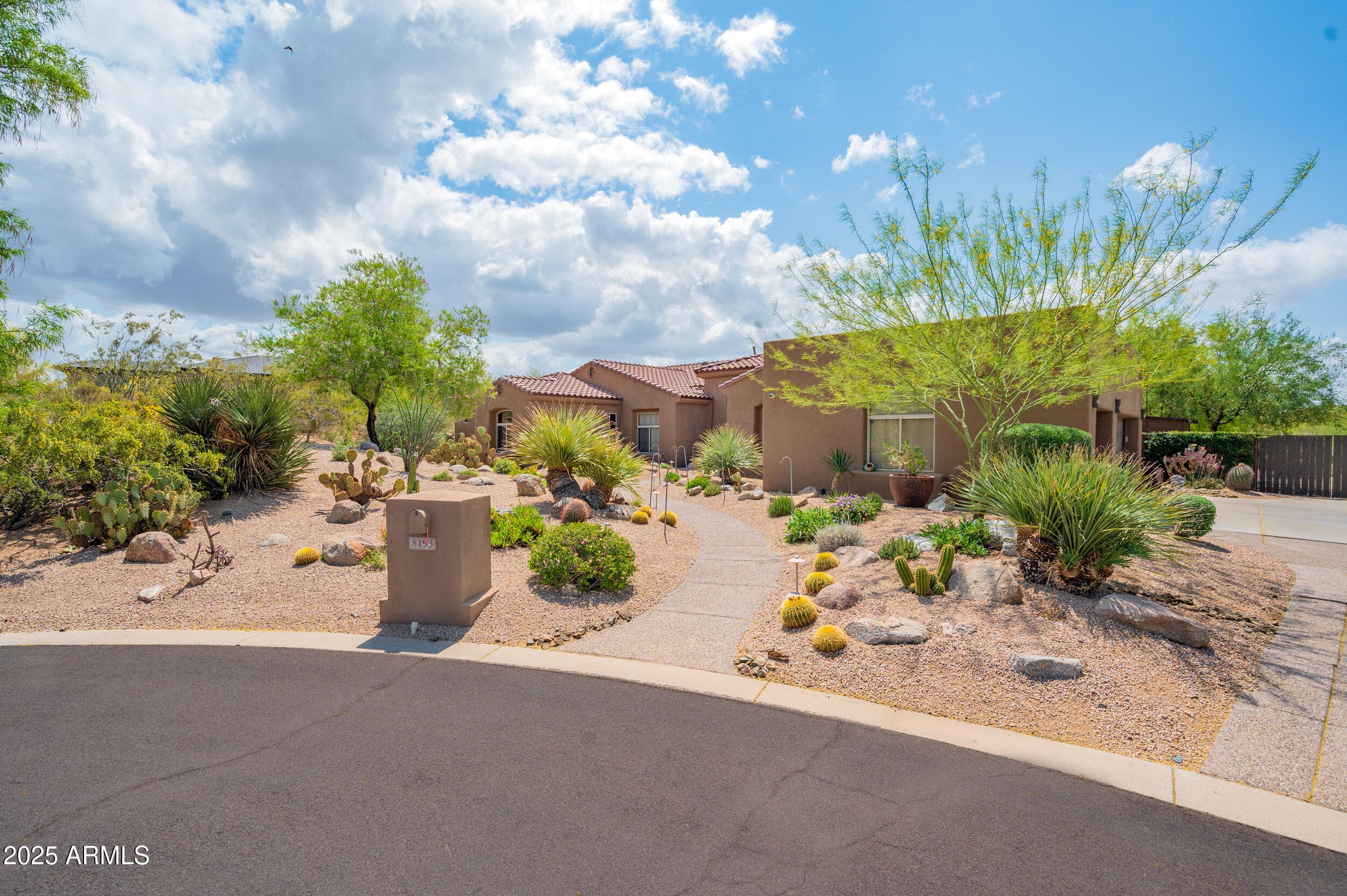 8193 E Sand Flower Drive — photo 4