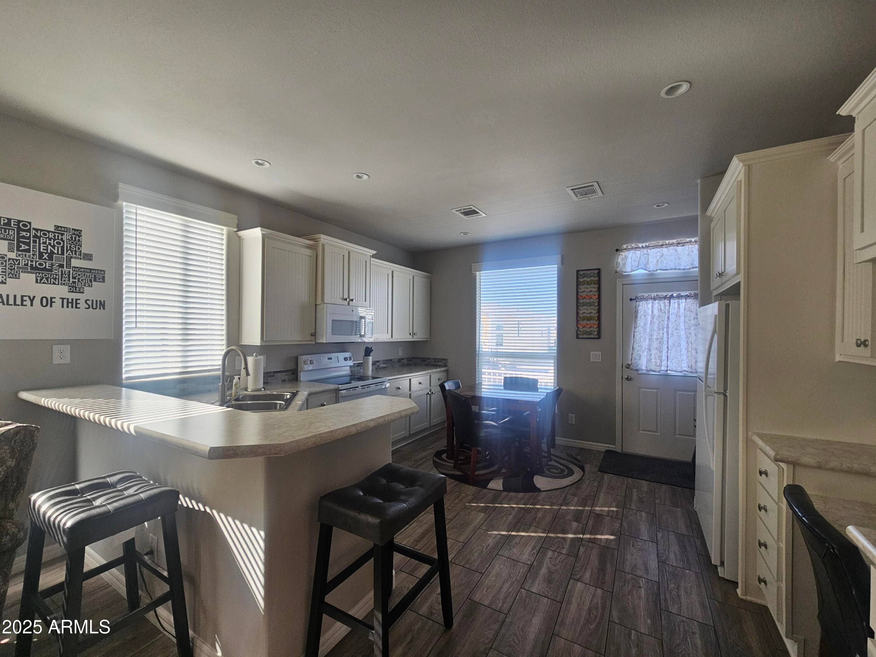 650 N Hawes Road 3312 — photo 3