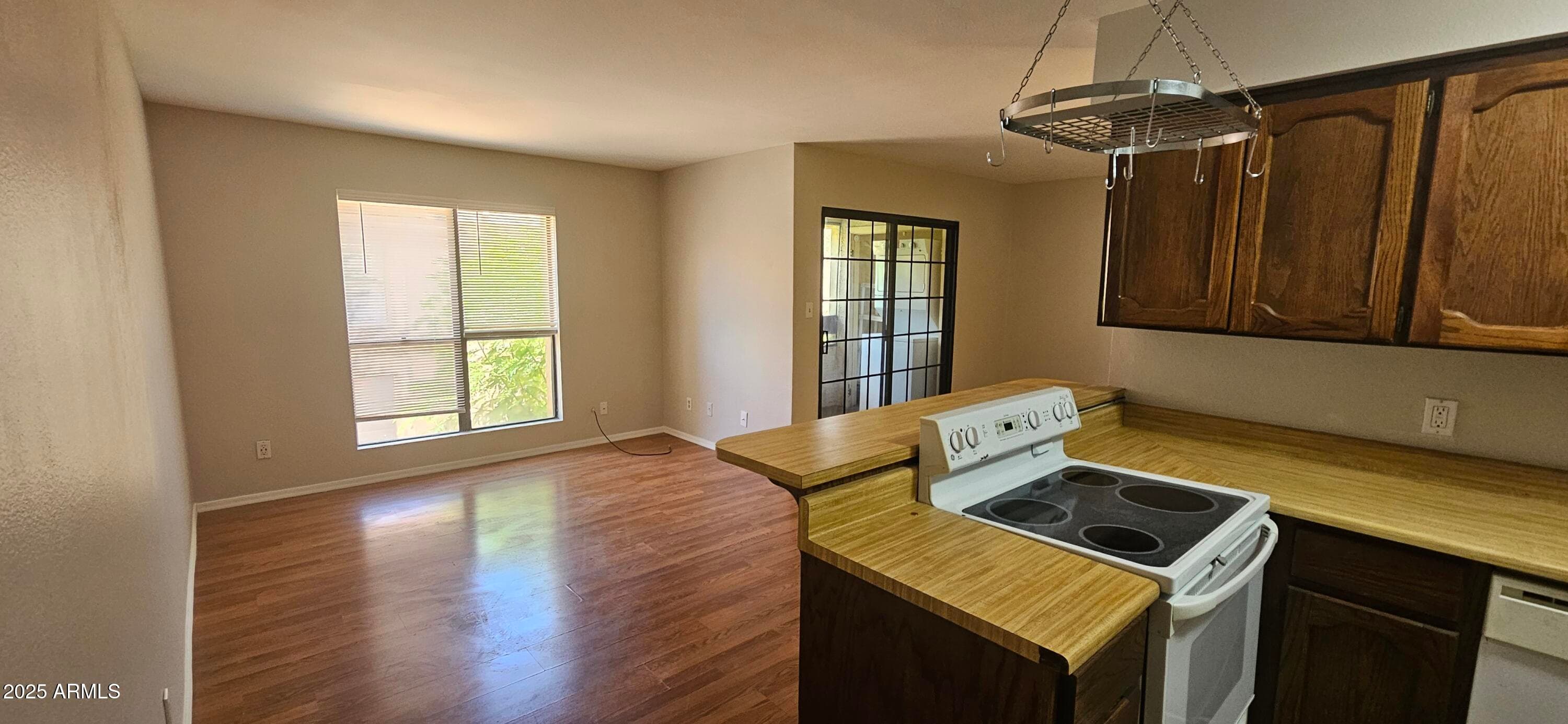 3131 W Cochise Drive 256 — photo 3