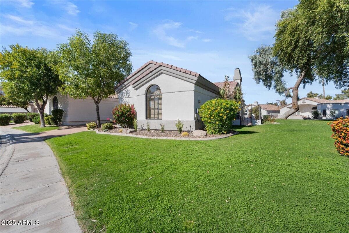 8292 E Cortez Drive — photo 3