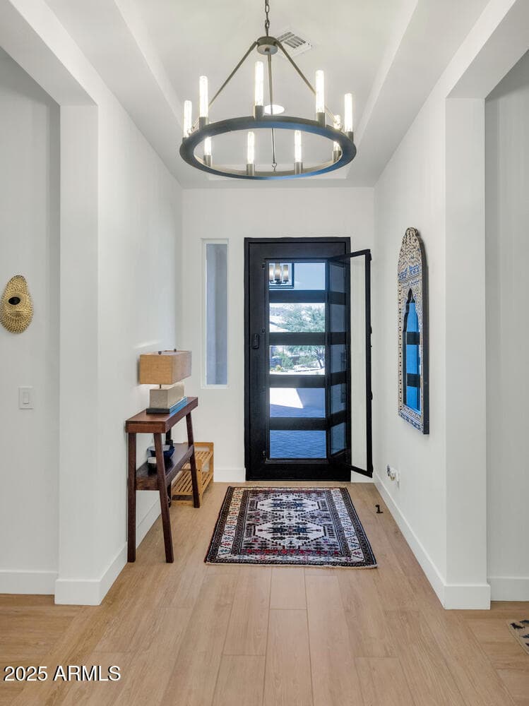 2041 E Fallen Leaf Lane — photo 3