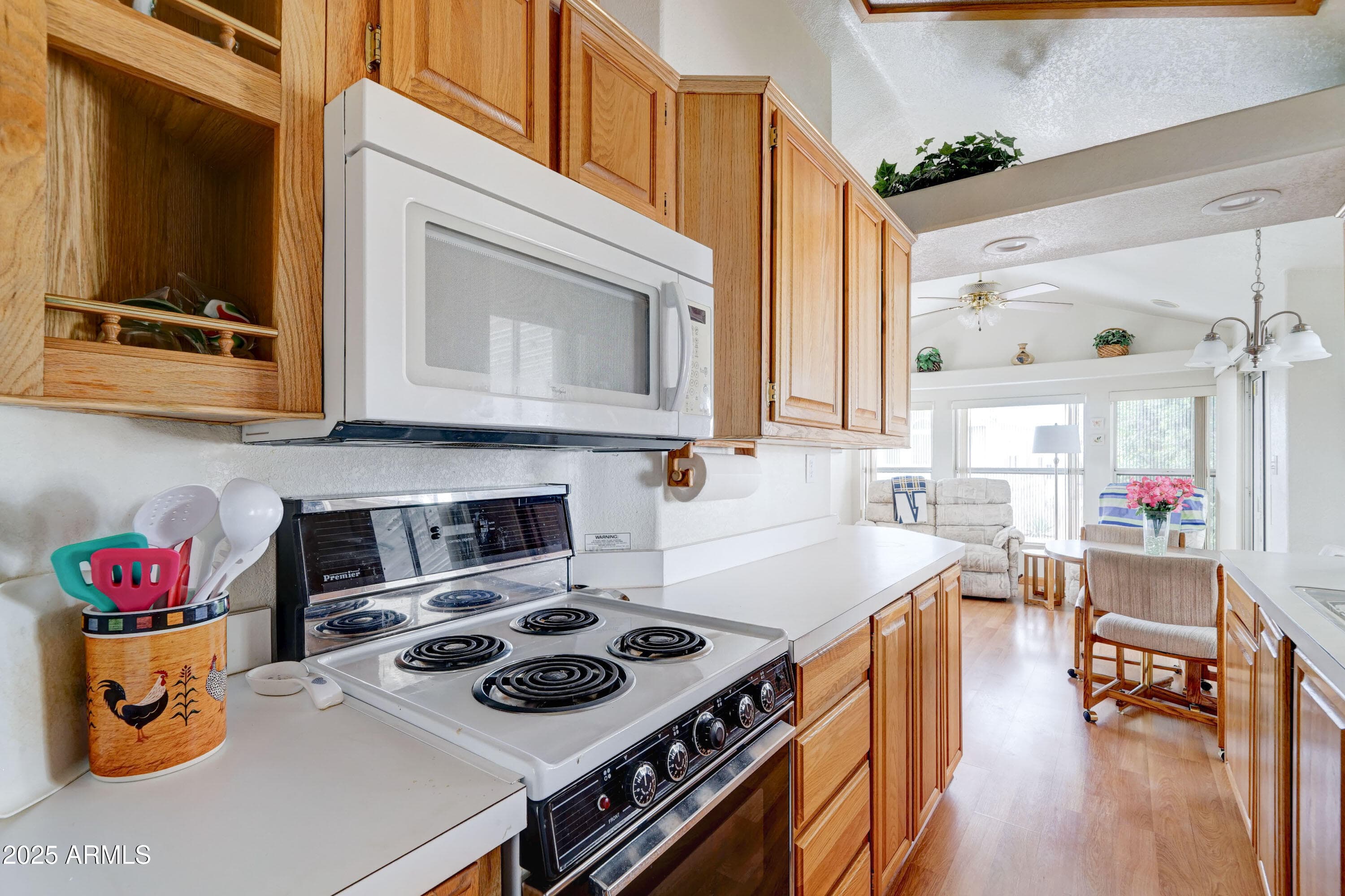 111 S Greenfield Road 552 — photo 5