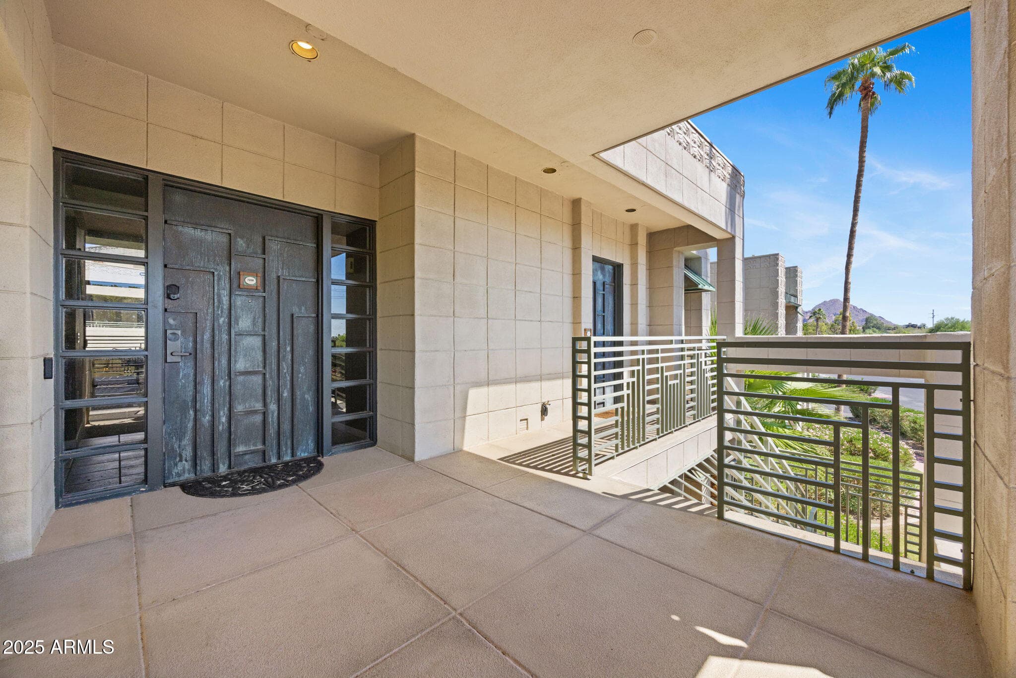 2802 E Camino Acequia Drive 8 — photo 2
