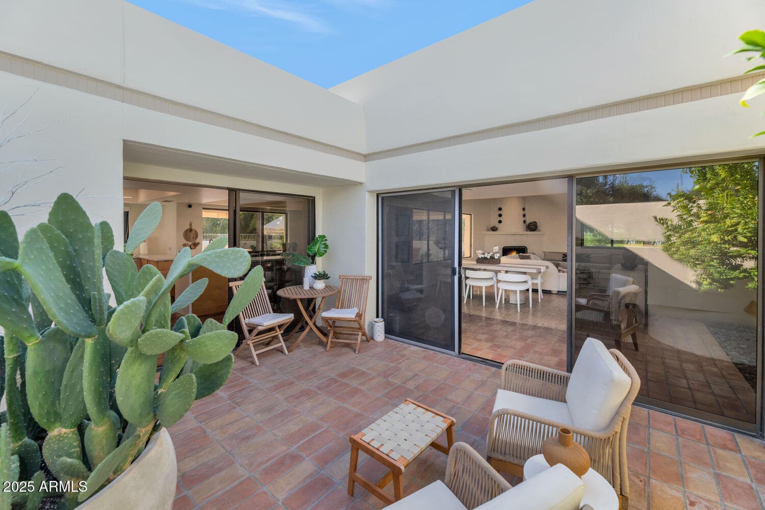 9447 E Calle De Valle Drive — photo 7