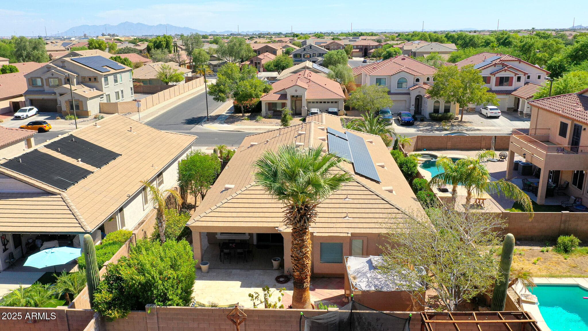17648 W Voltaire Street — photo 4