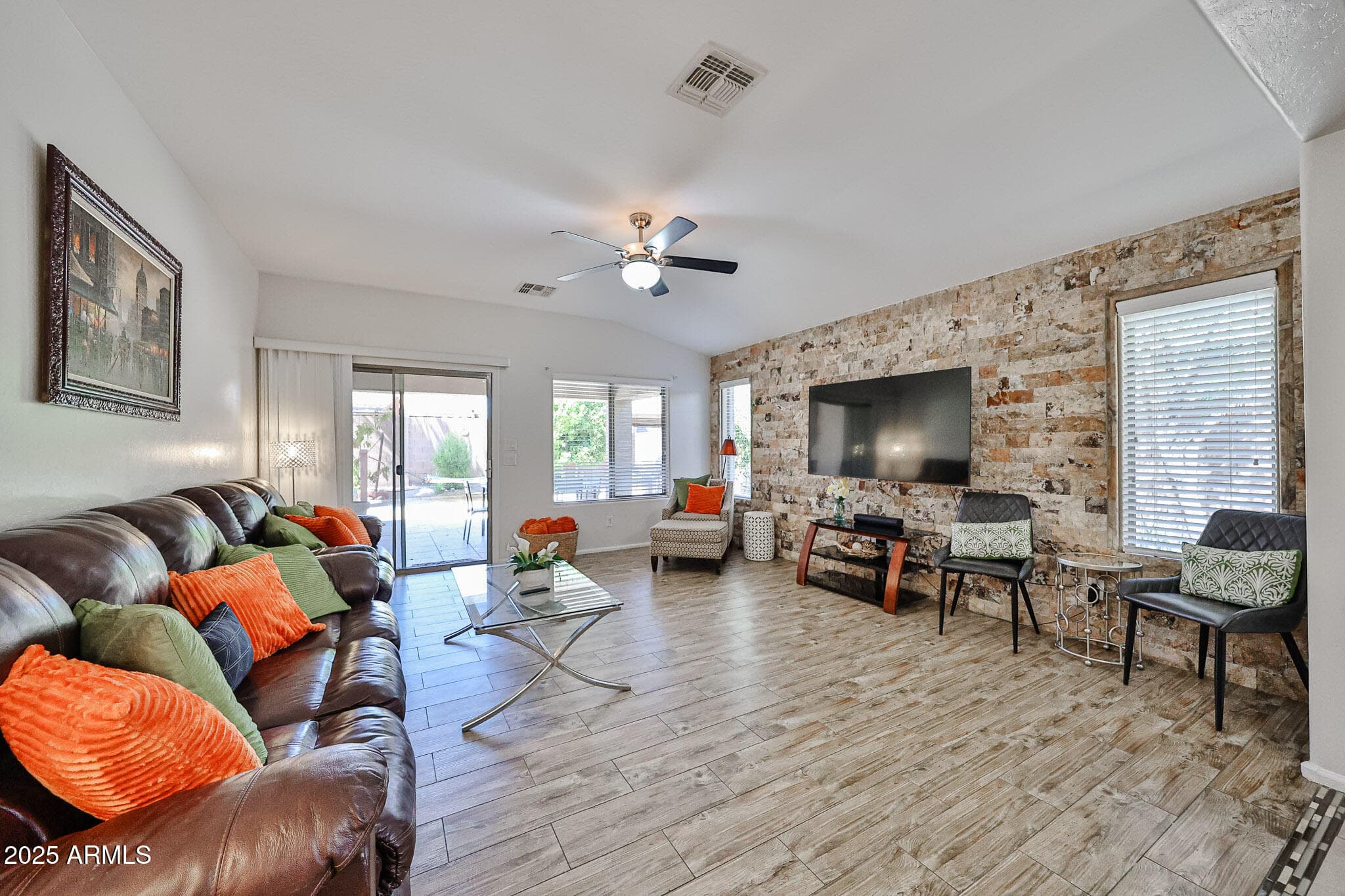 17648 W Voltaire Street — photo 7