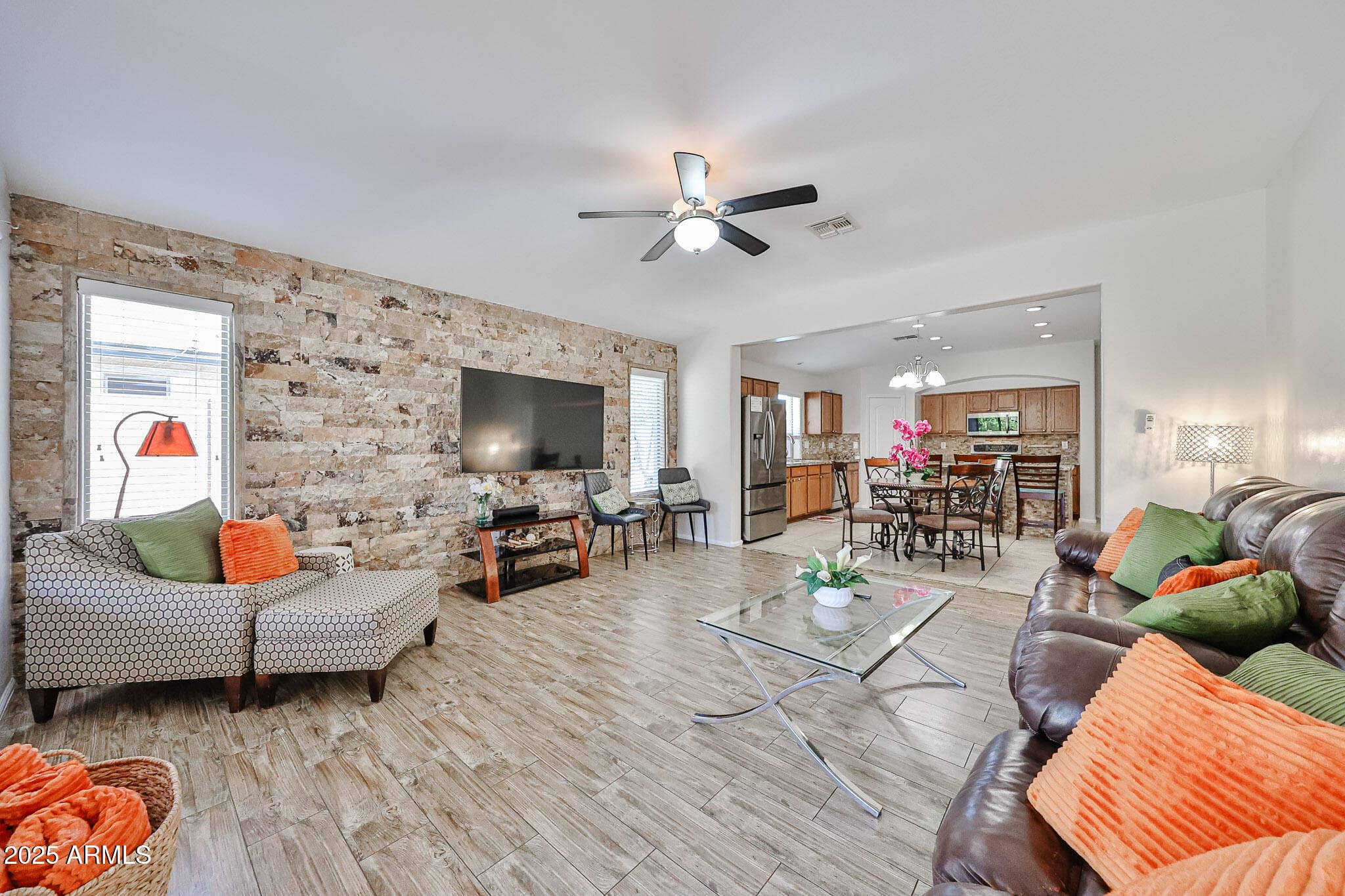 17648 W Voltaire Street — photo 8