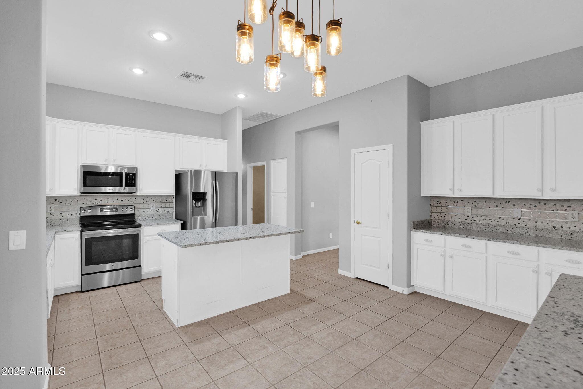 3810 E Latham Court — photo 8