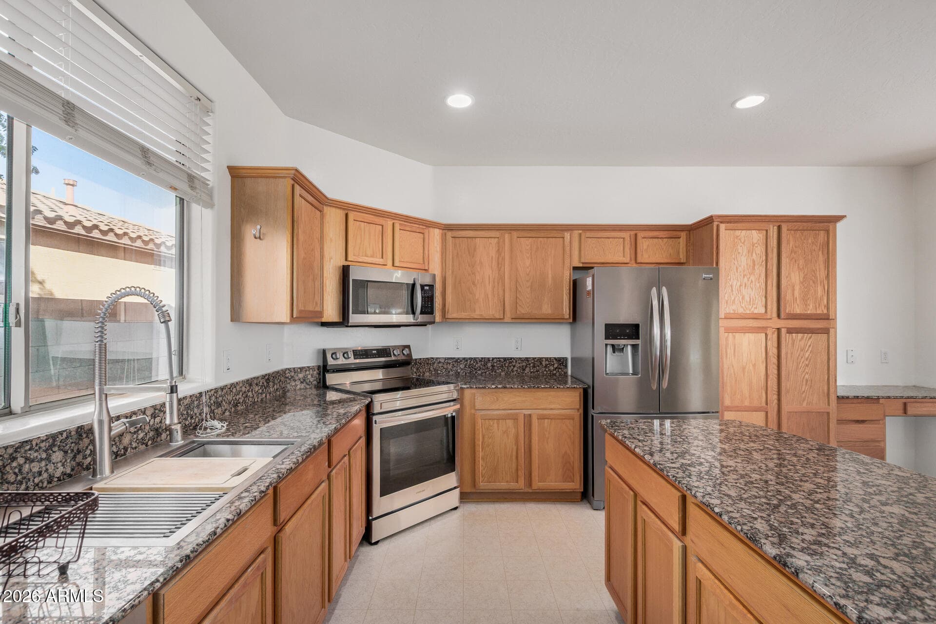 18347 W La Mirada Drive — photo 8