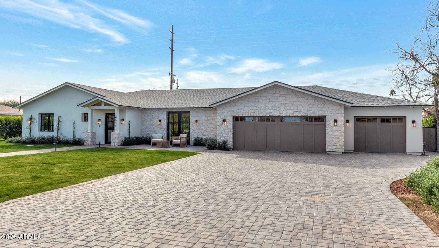 6039 E Calle Camelia