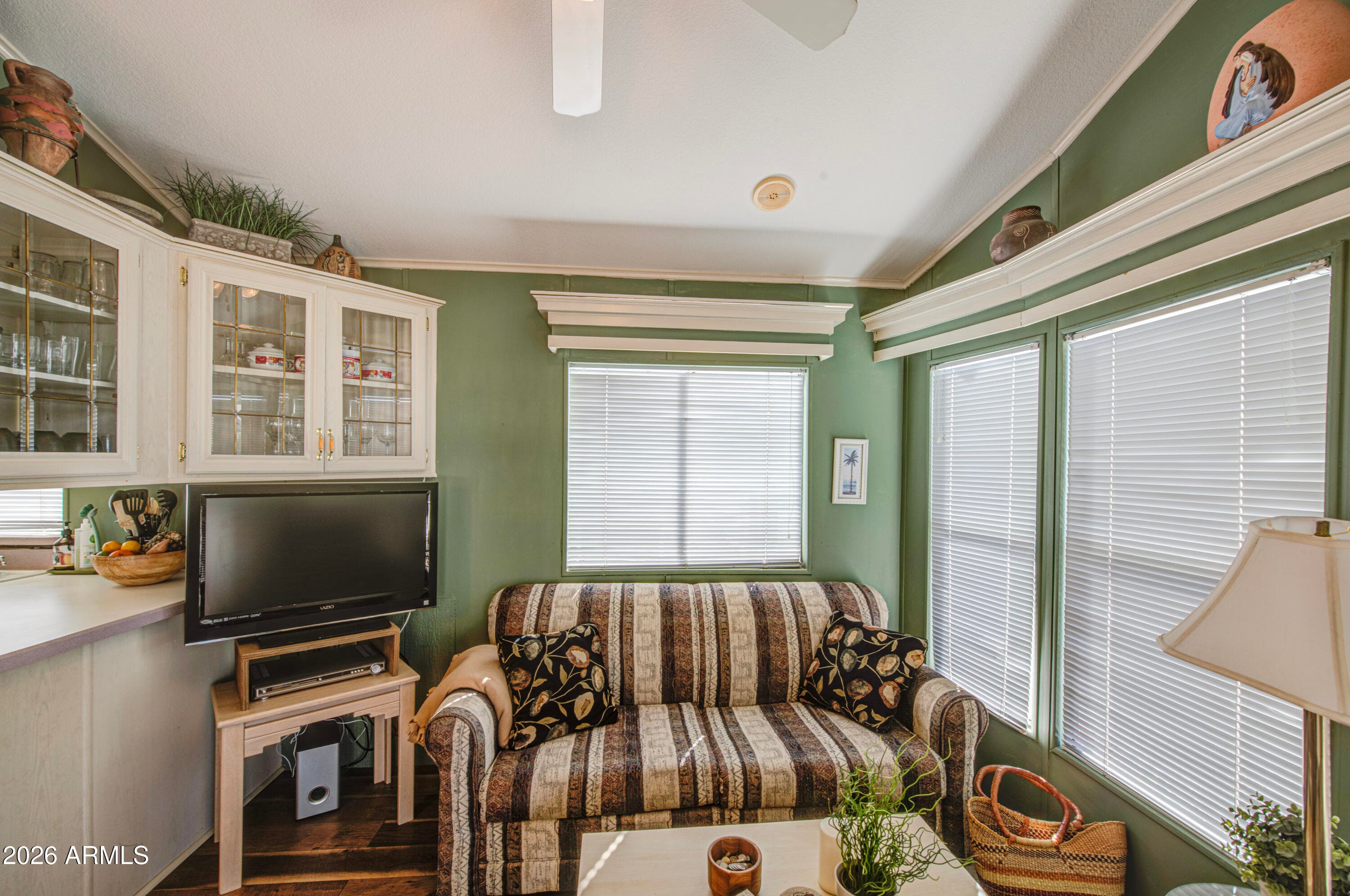 111 S Greenfield Road 408 — photo 8