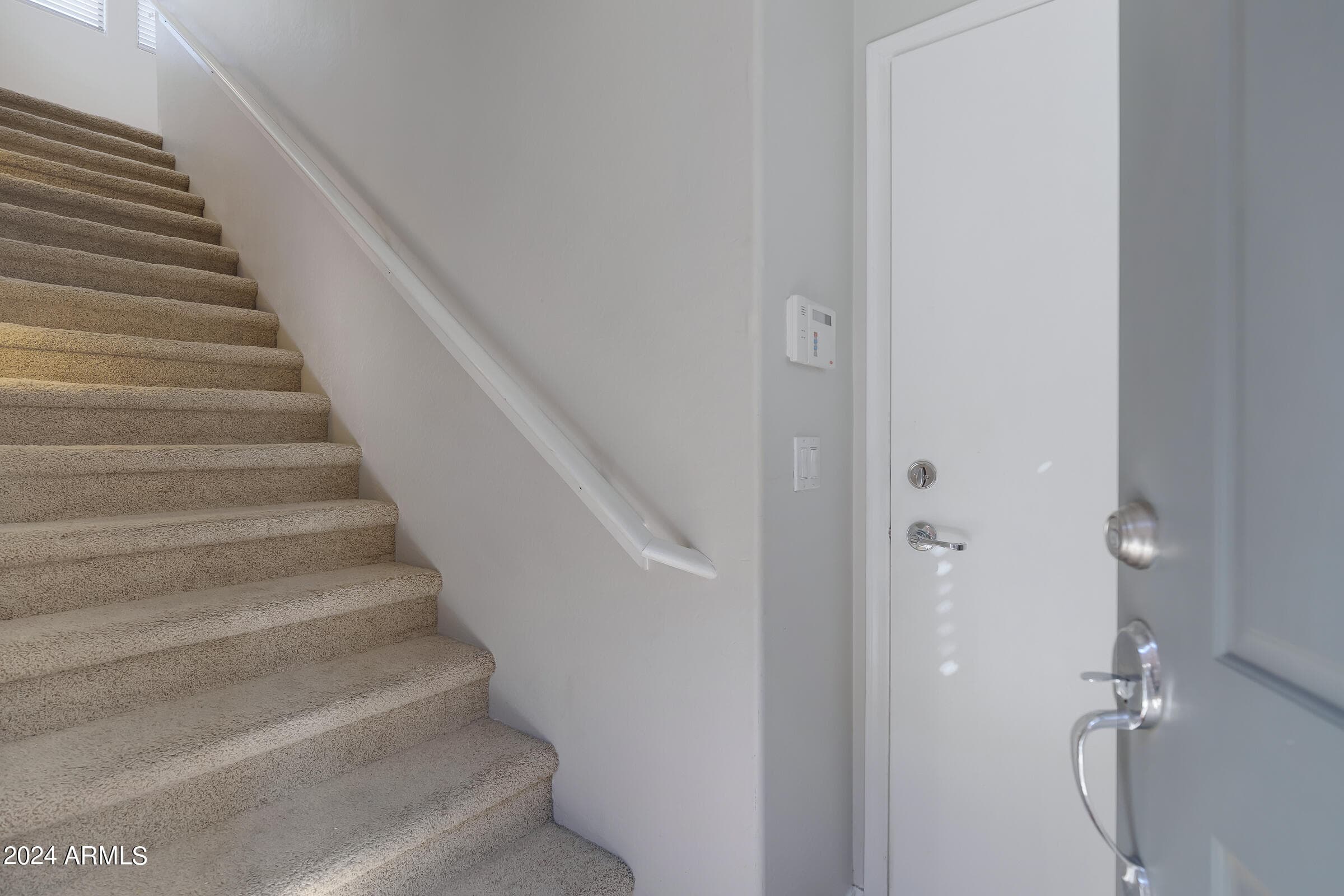 15240 N 142nd Avenue 2111 — photo 3