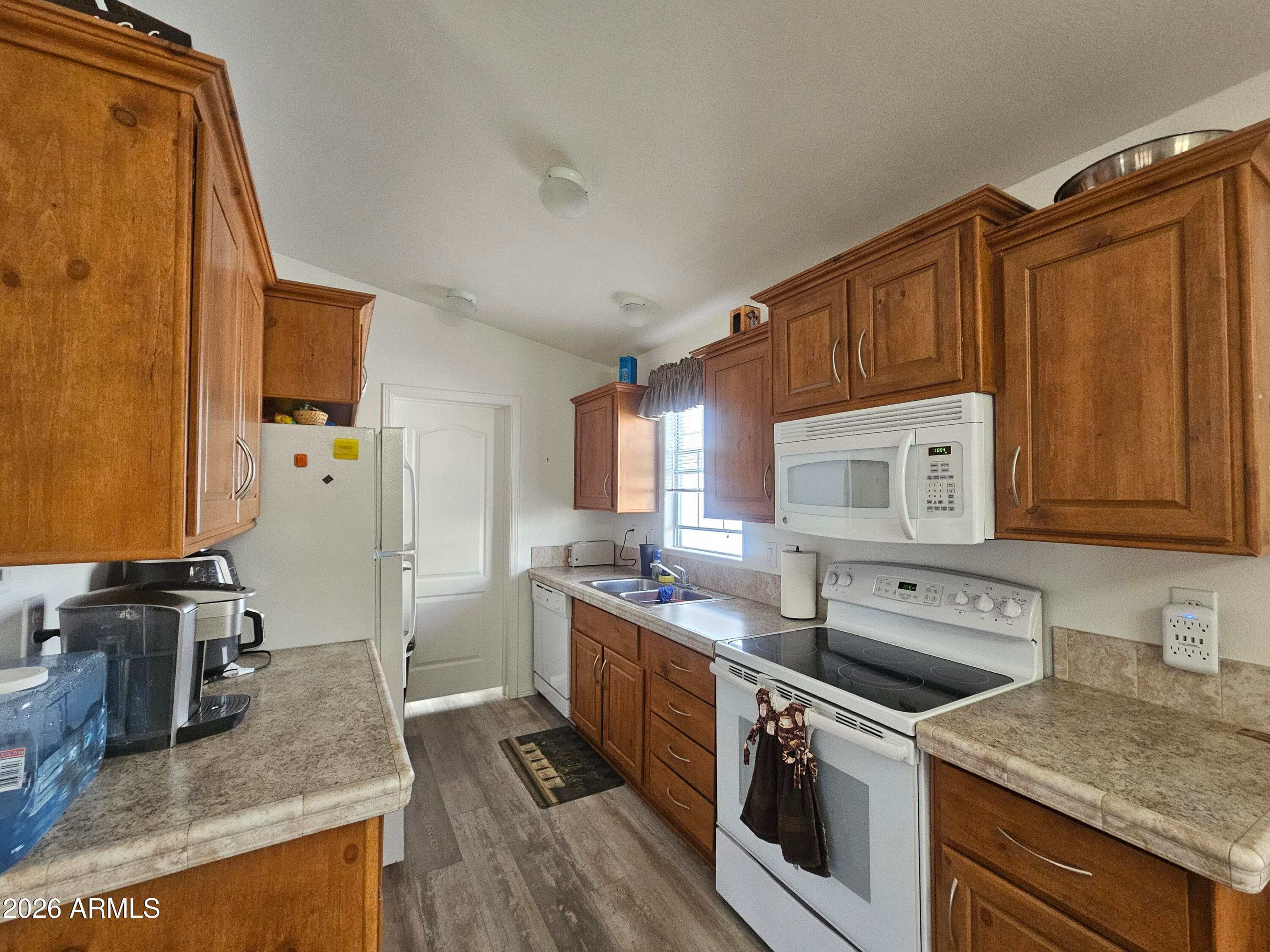 8700 E University Drive 725 — photo 3