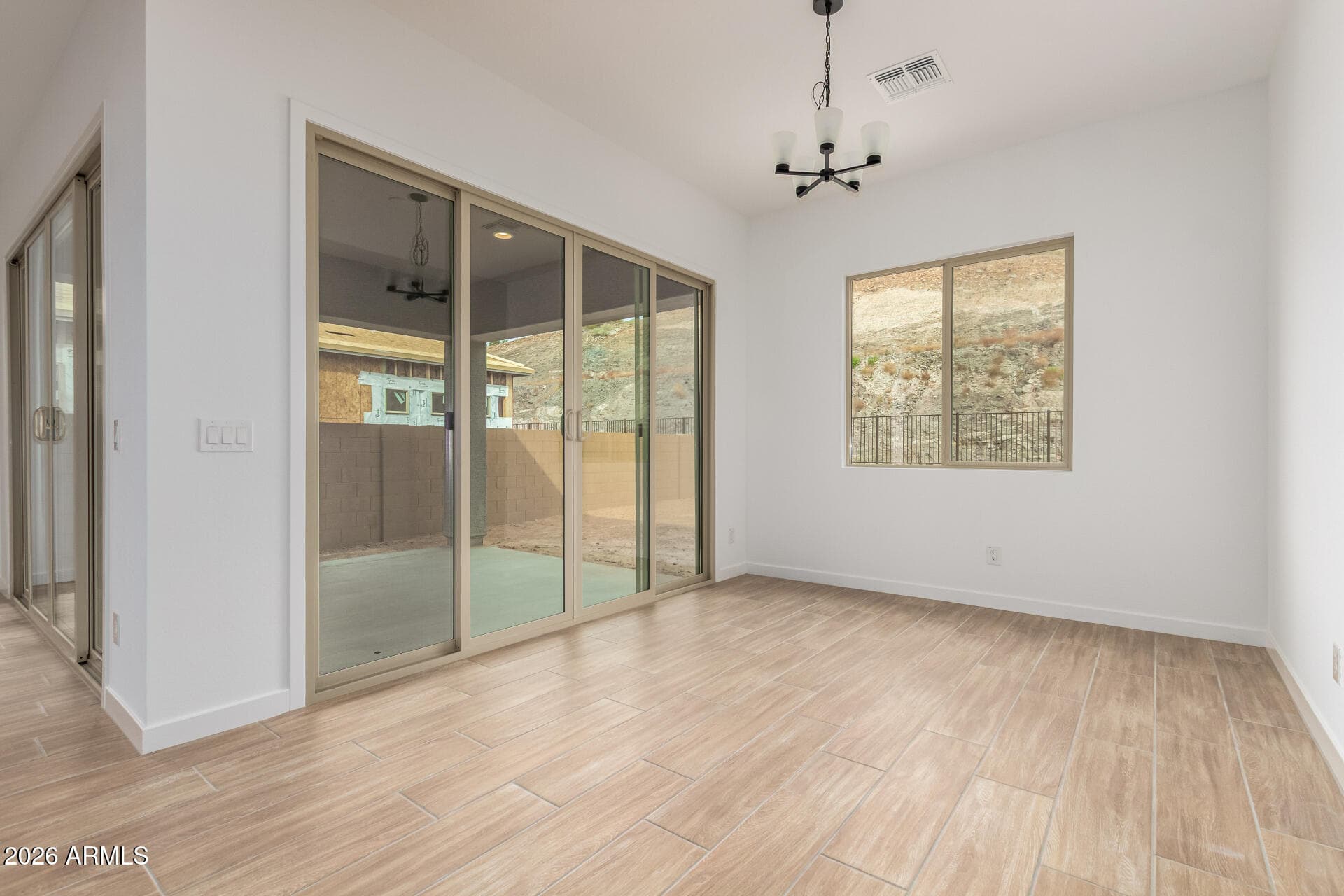 16964 W Desert Lane — photo 6