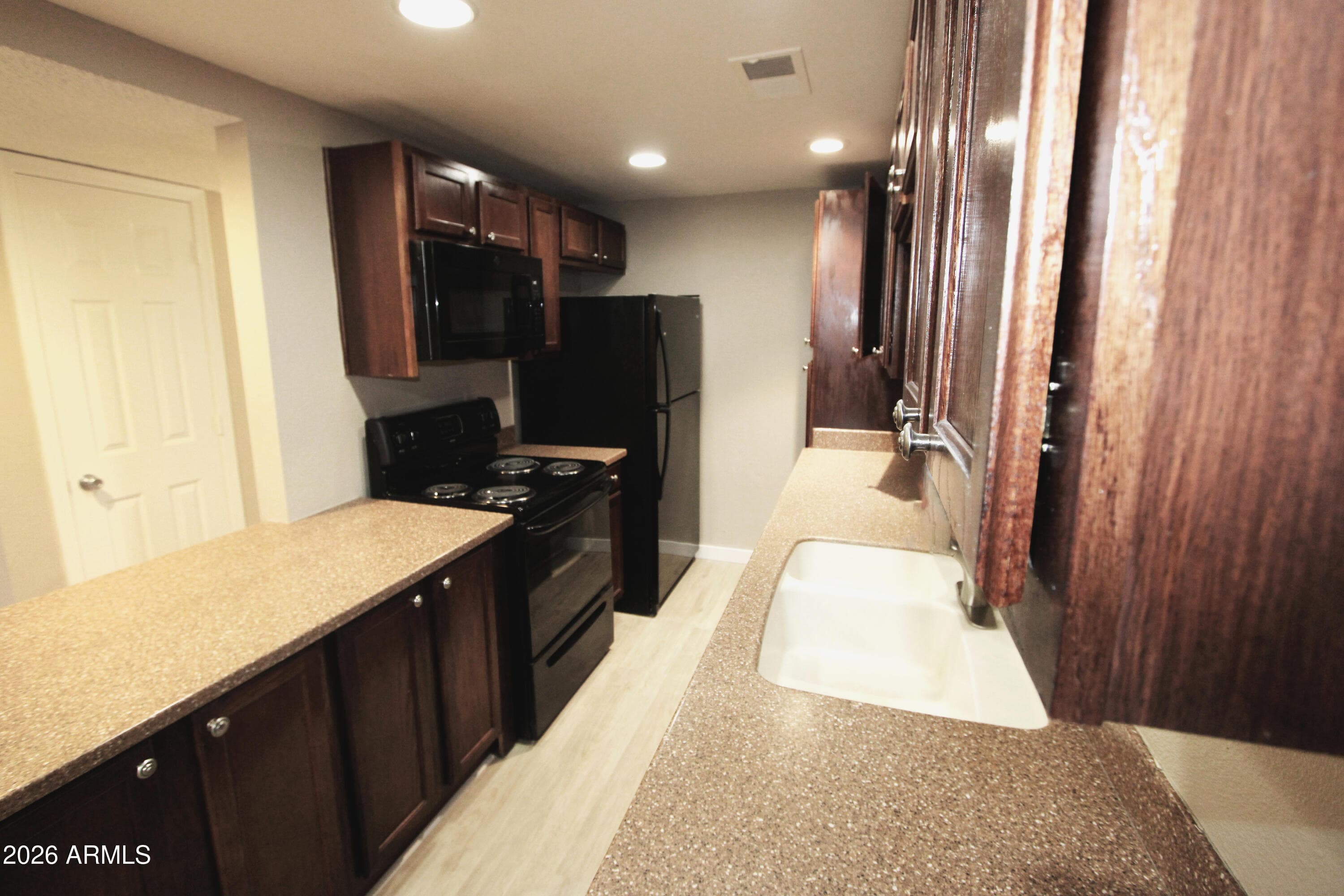 424 W Brown Road 105 — photo 8
