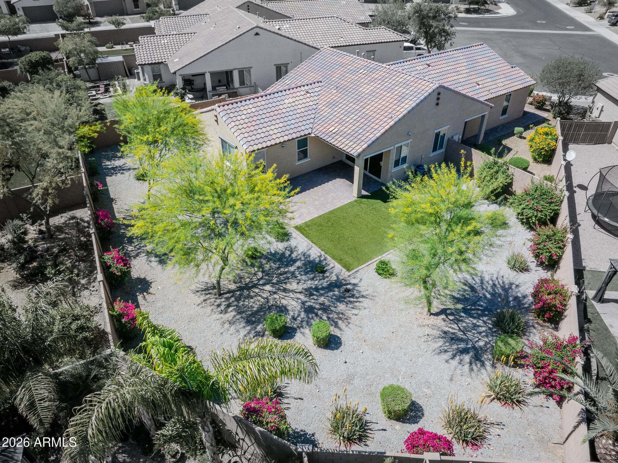 10037 W Cashman Drive — photo 2