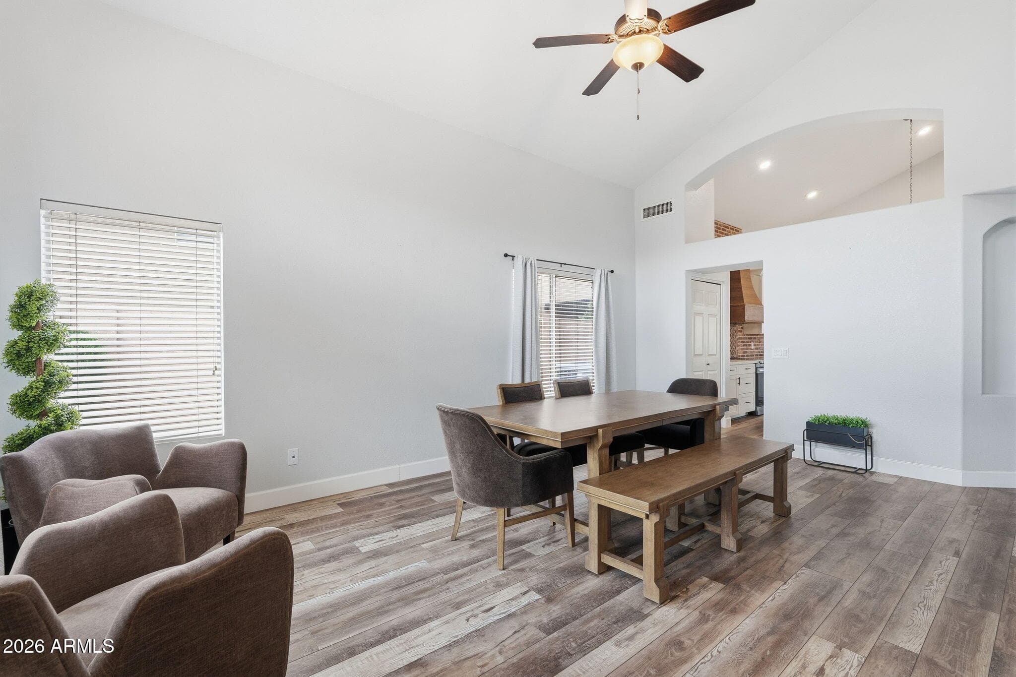 3312 E San Remo Avenue — photo 3