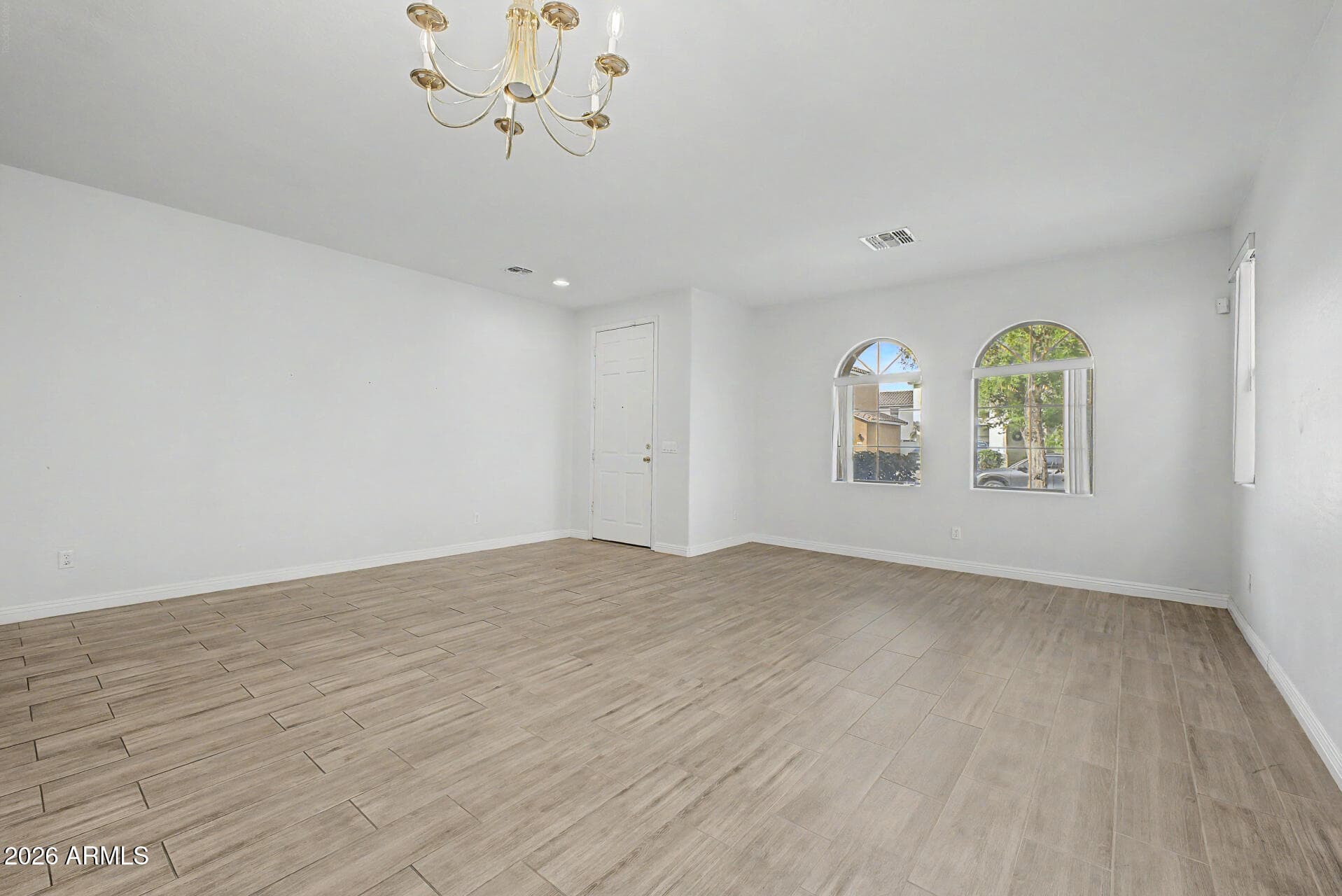 3887 E Claxton Avenue — photo 8