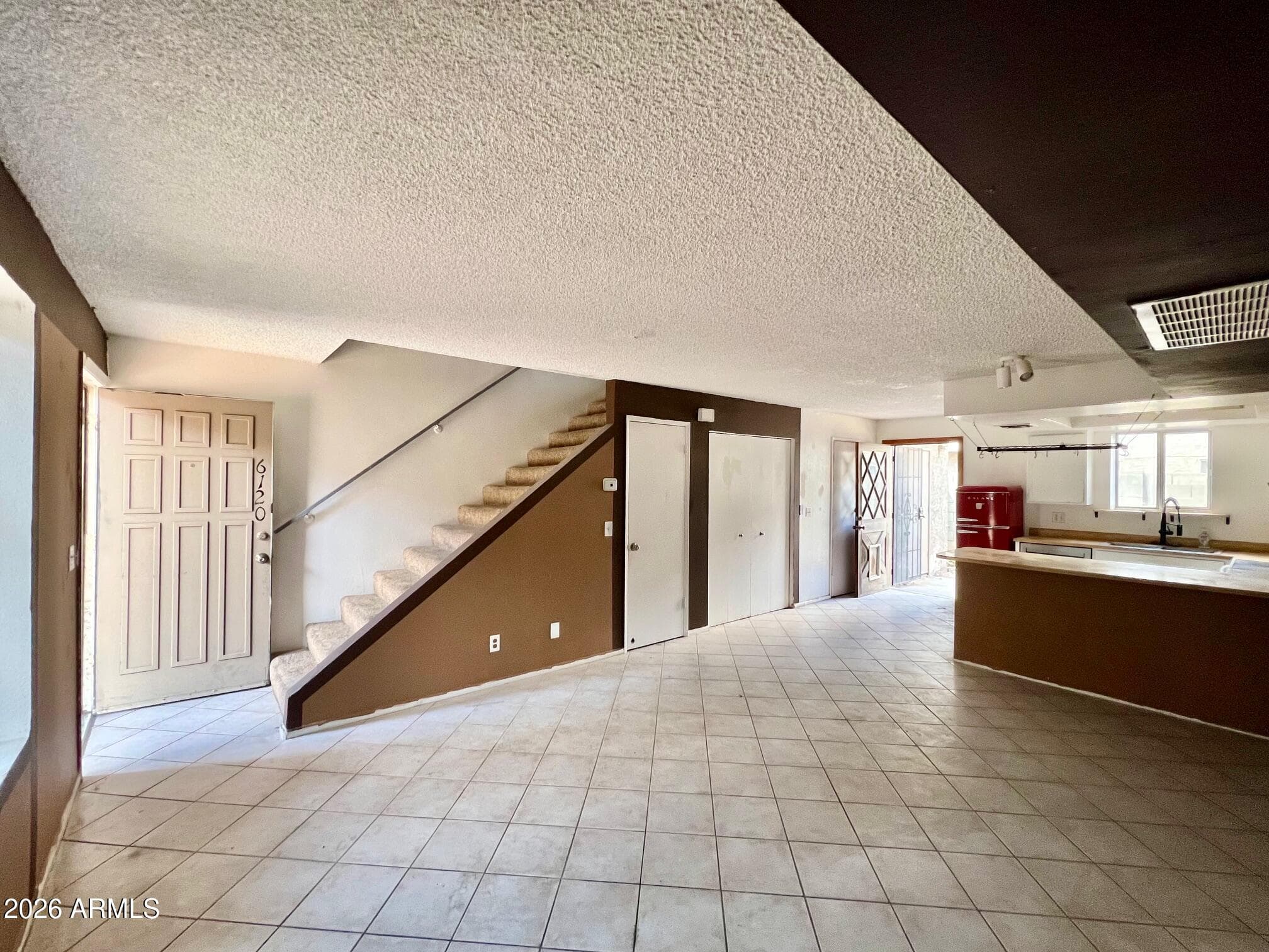 6120 W Townley Avenue — photo 5