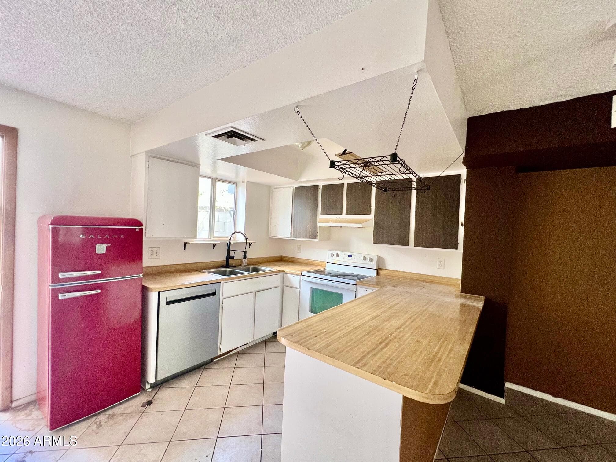 6120 W Townley Avenue — photo 4