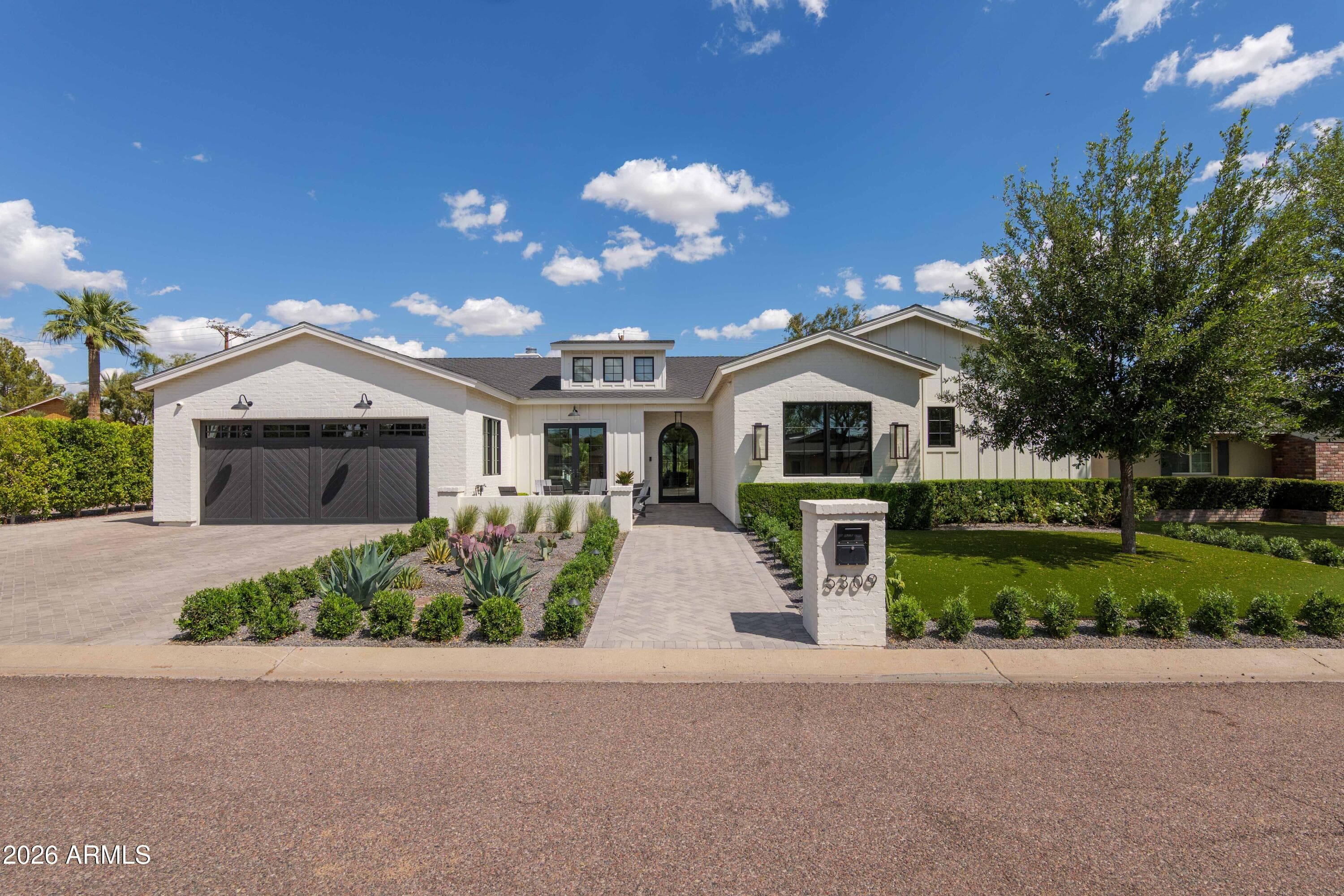 5309 N 33rd Street