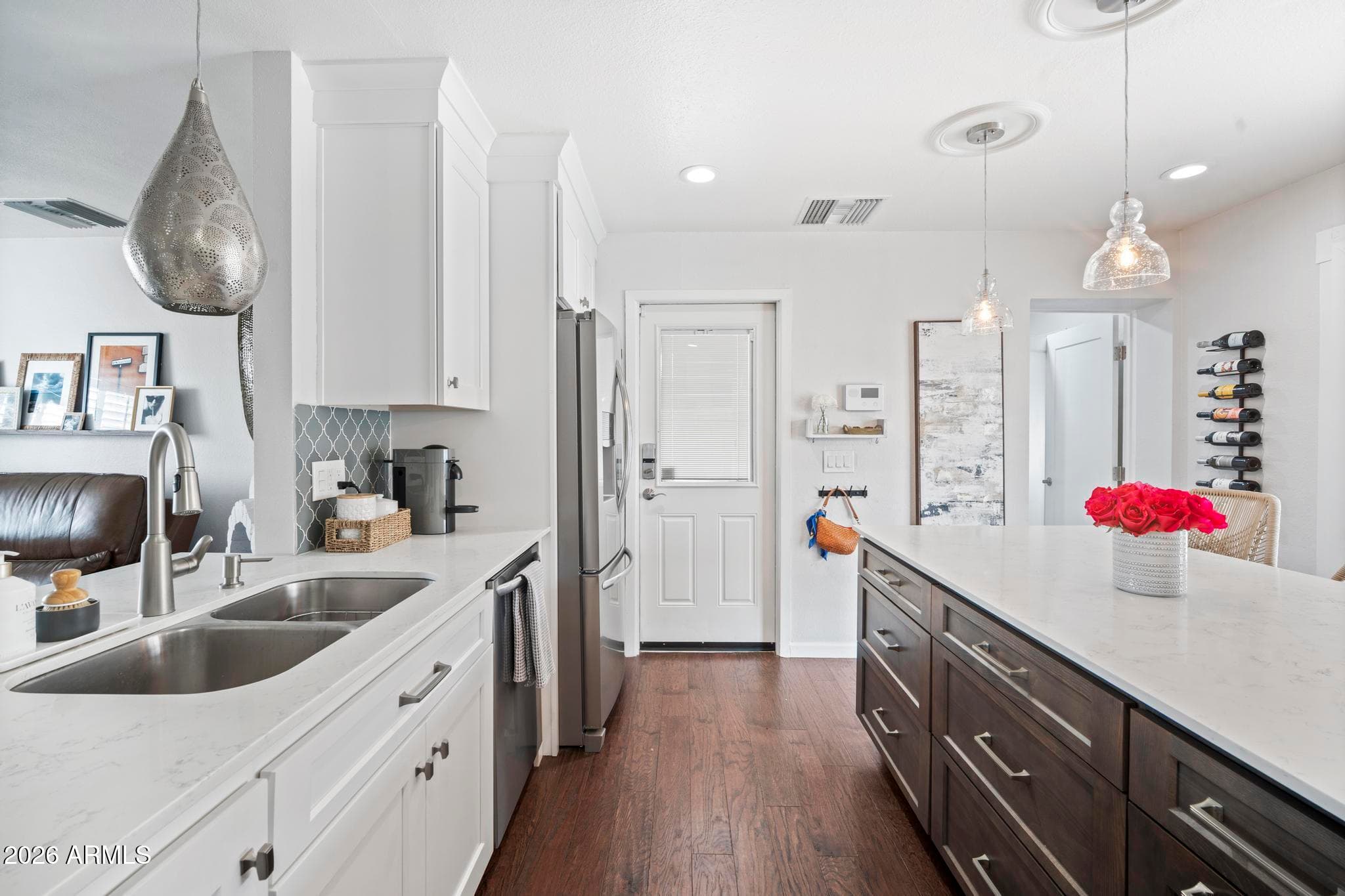720 N 72nd Place — photo 6