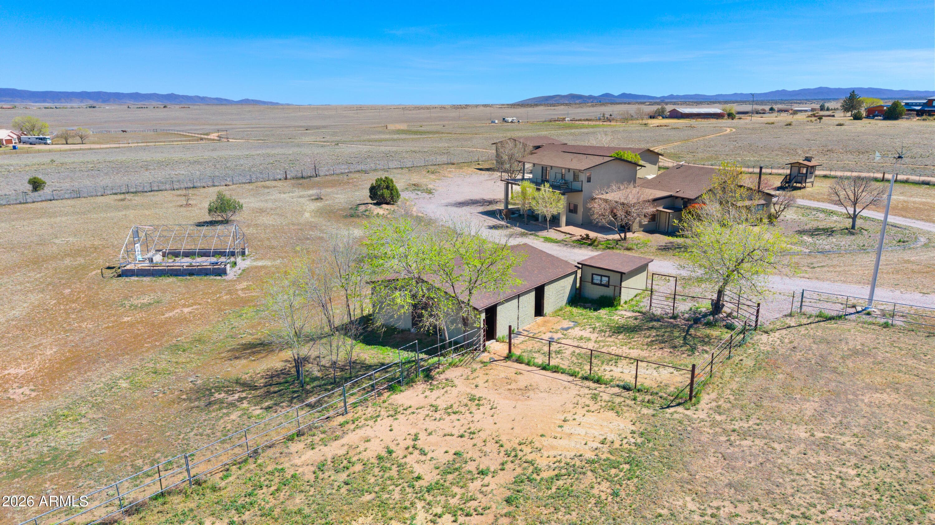 1445 S Table Mountain Road — photo 2