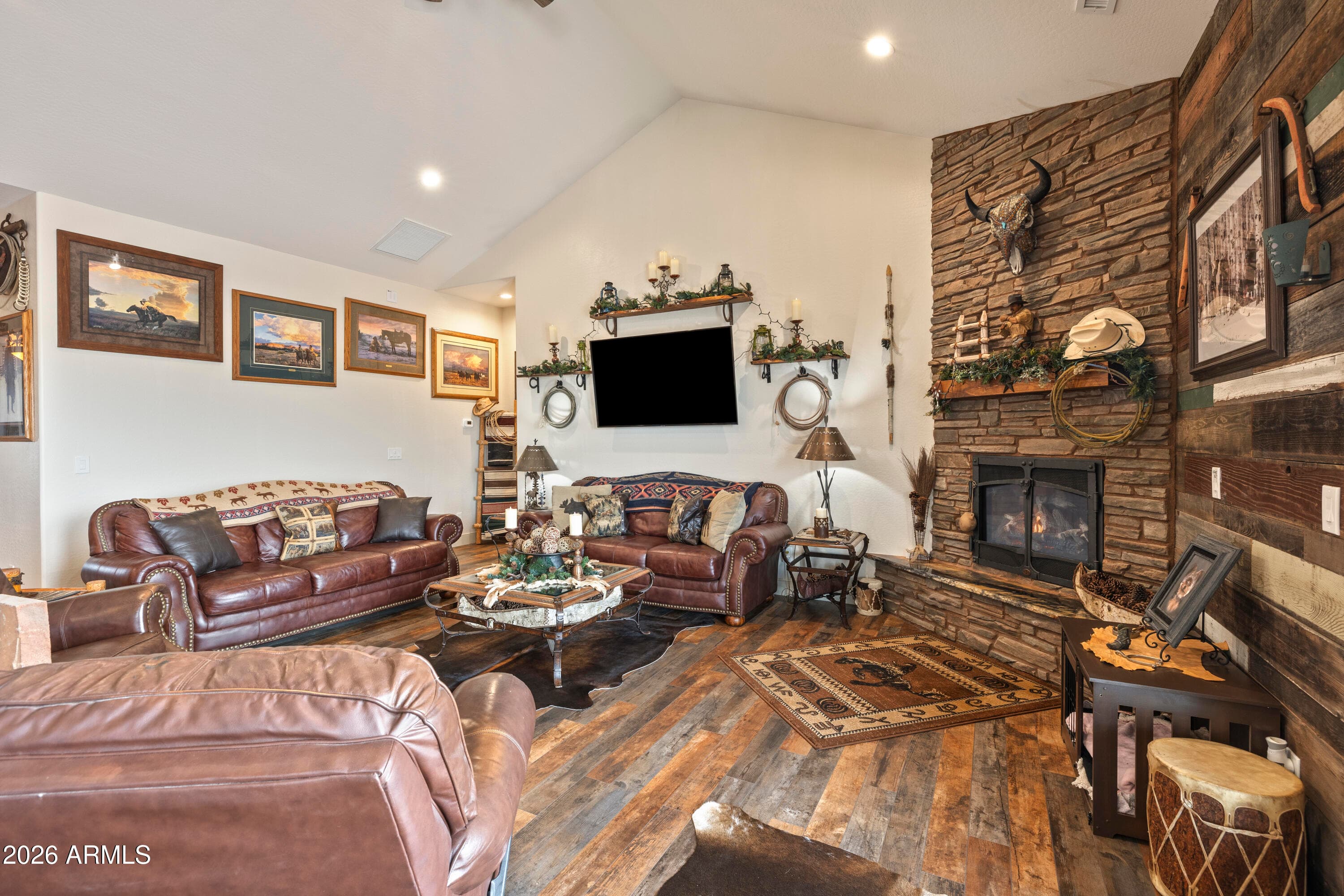 1399 E Western Way — photo 8