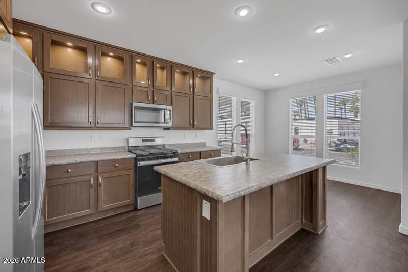 10201 N 99th Avenue 104 — photo 2