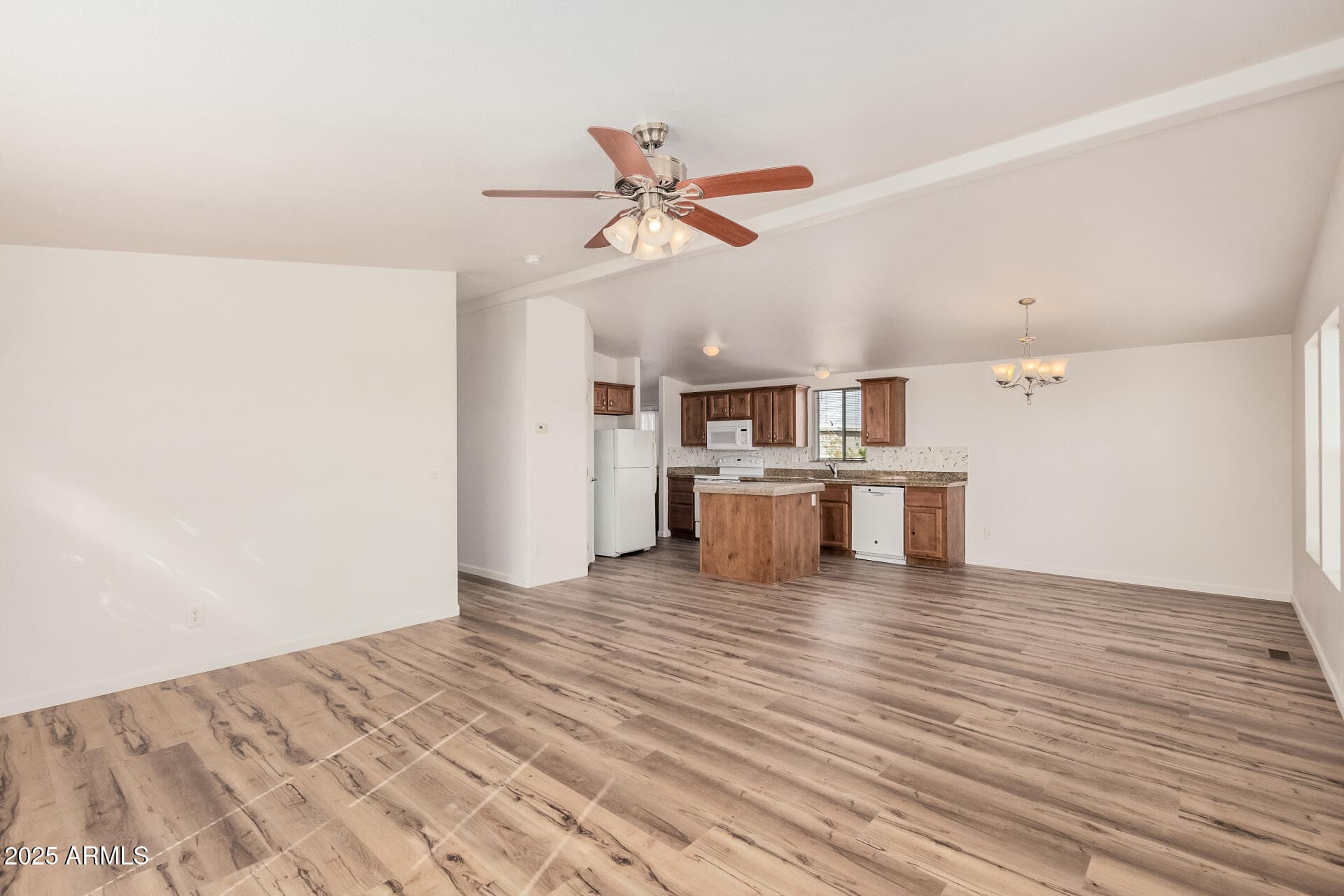 16619 W Windstone Trail — photo 4