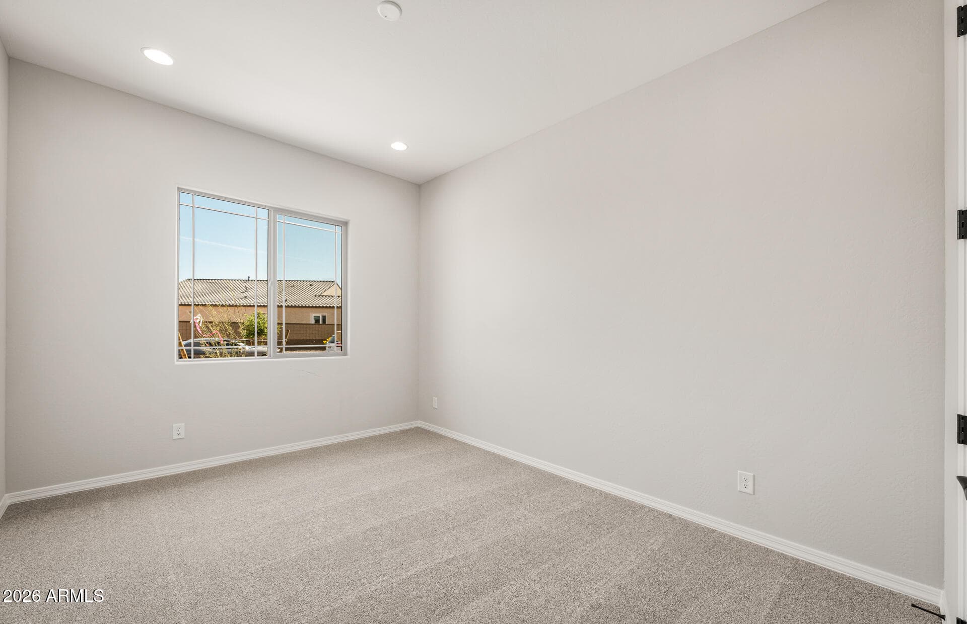 25338 N 171st Lane — photo 4
