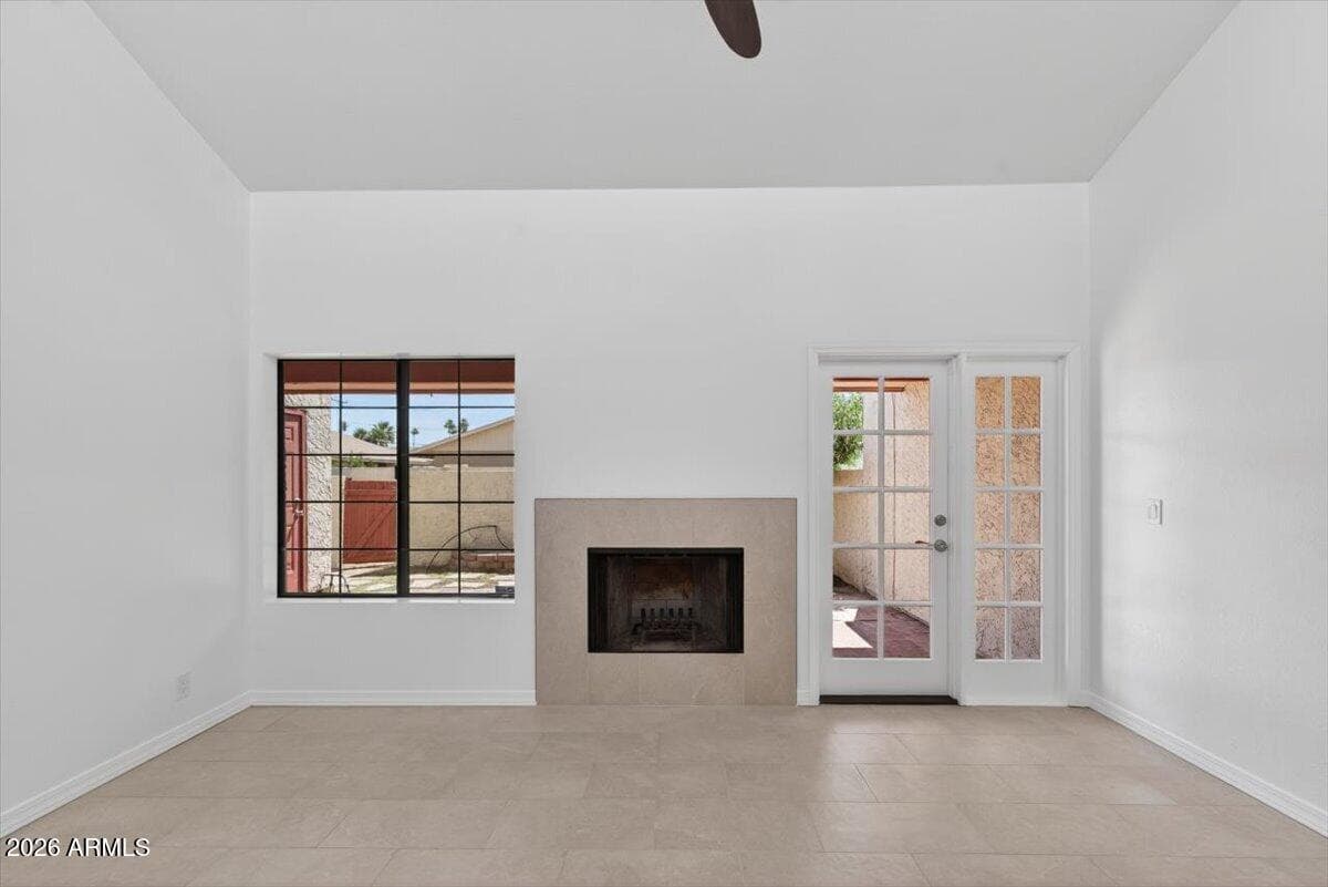 633 W Southern Avenue 1152 — photo 3