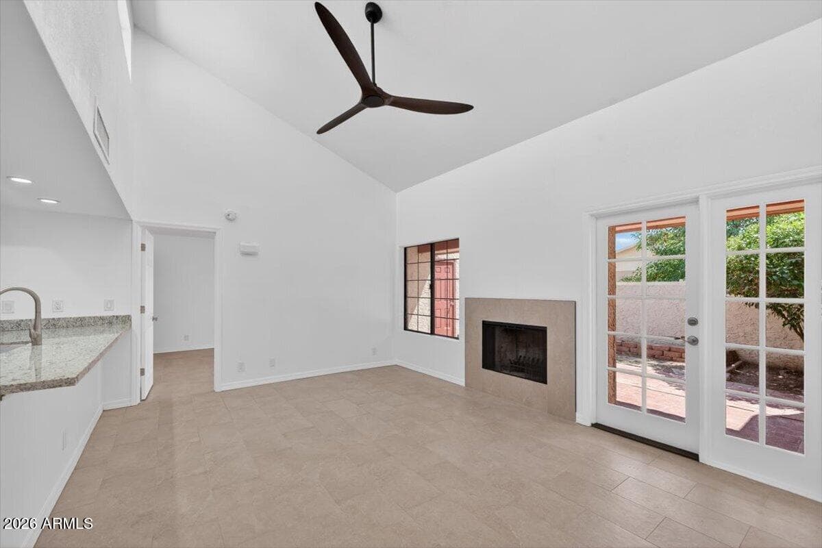 633 W Southern Avenue 1152 — photo 4