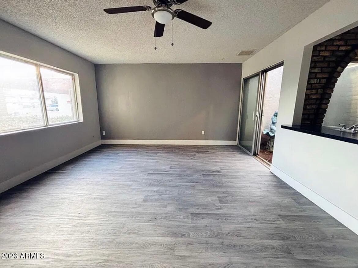 4766 W Palmaire Avenue — photo 8