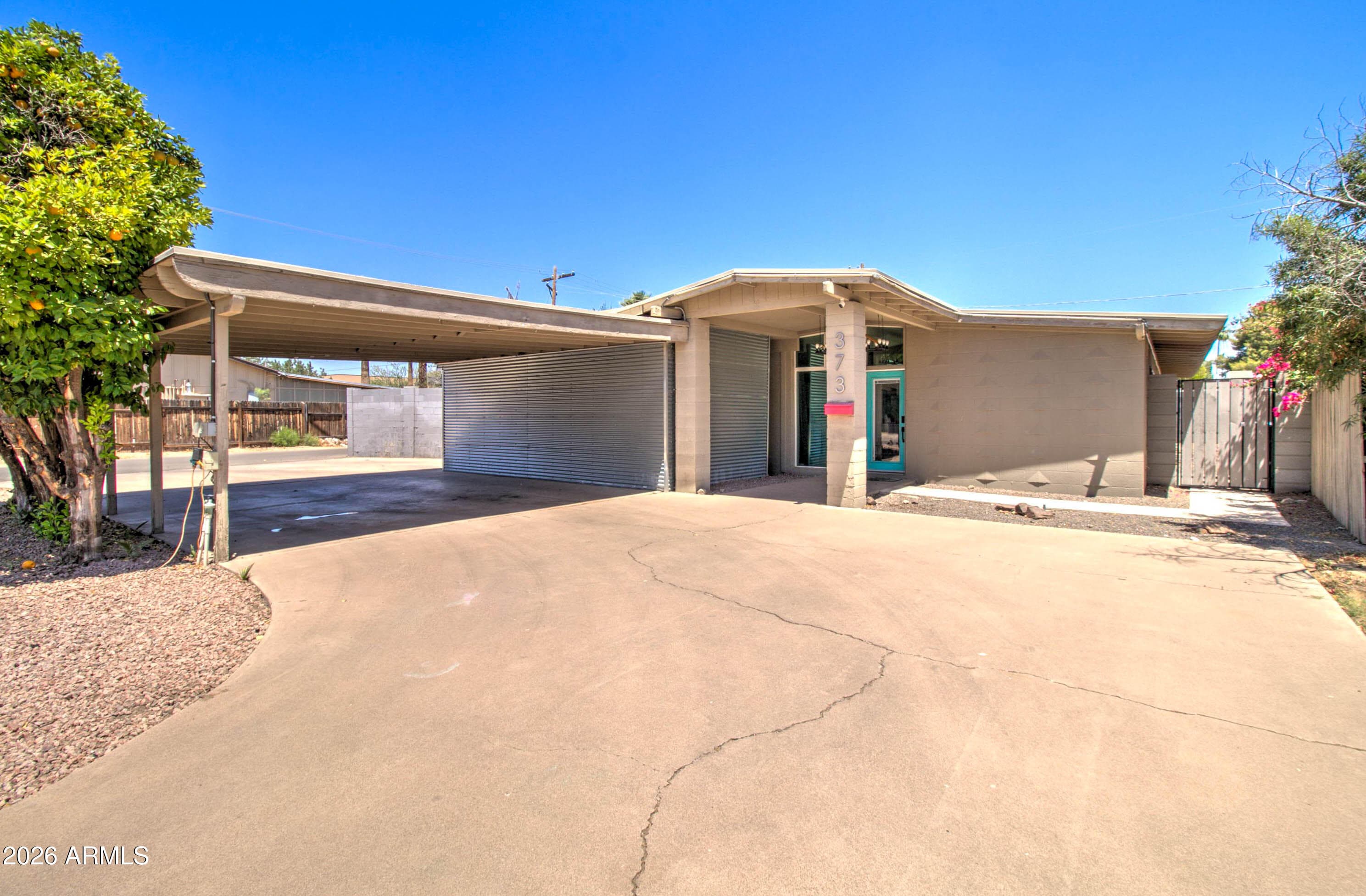 373 N Apache Drive — photo 3