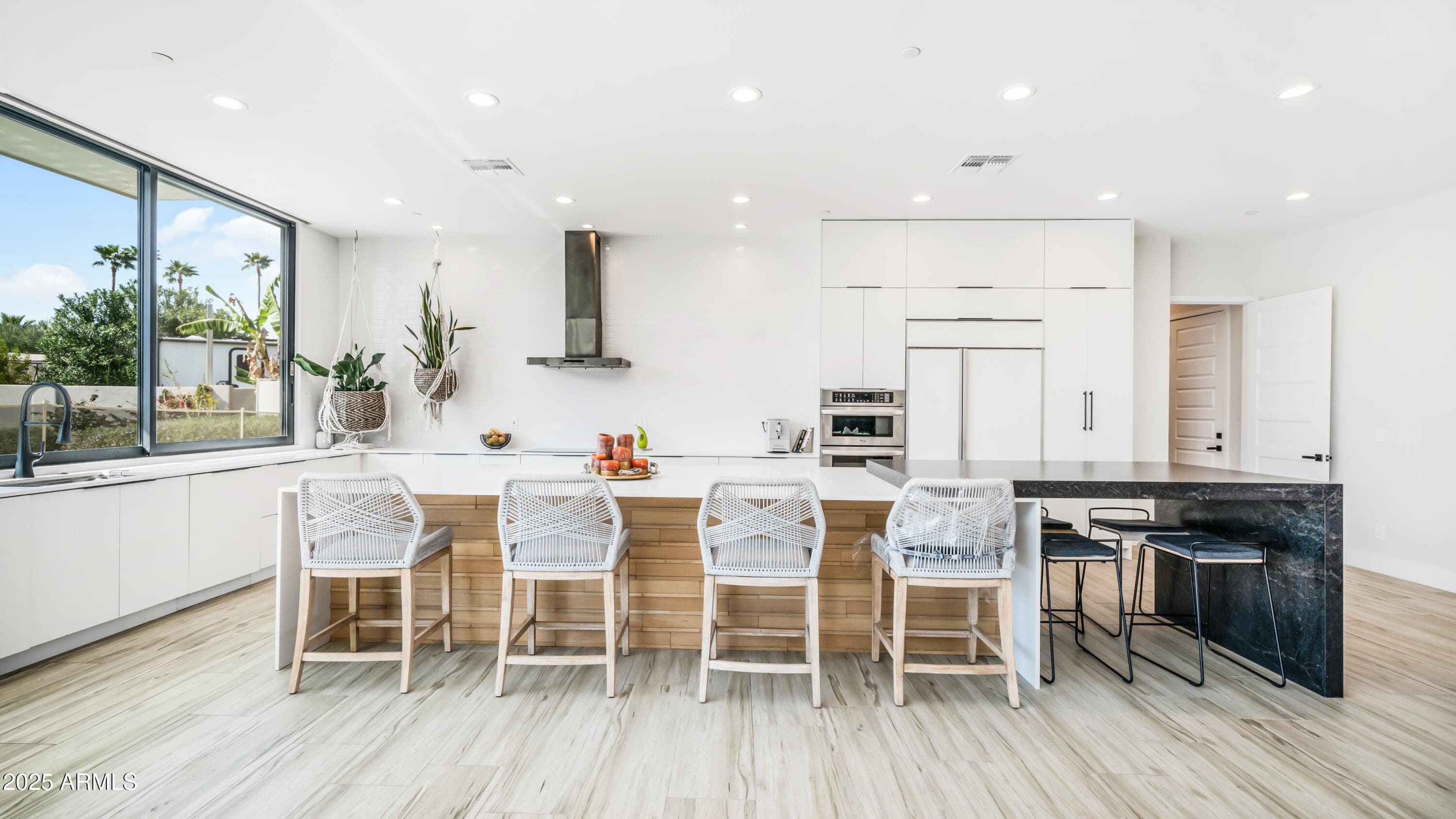 7417 E Paradise Drive — photo 8