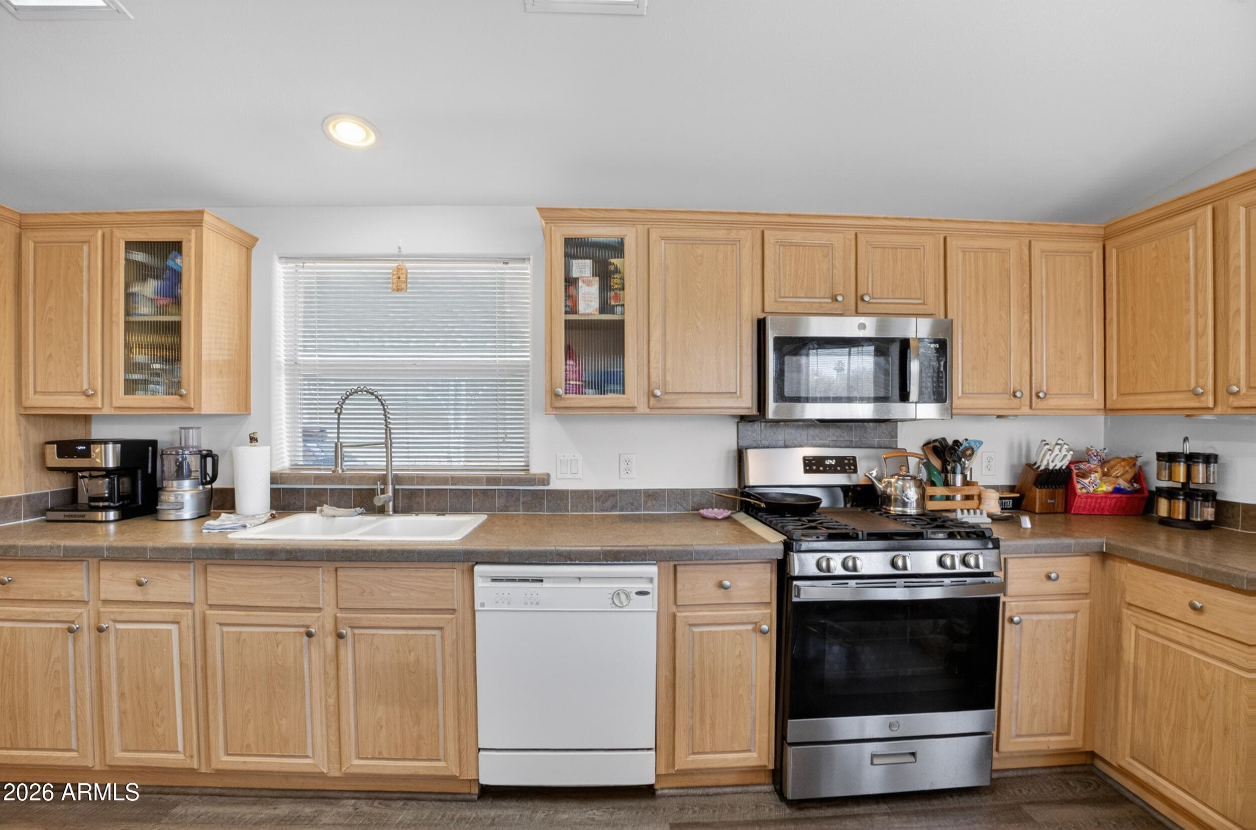3300 E Broadway Road 99 — photo 8