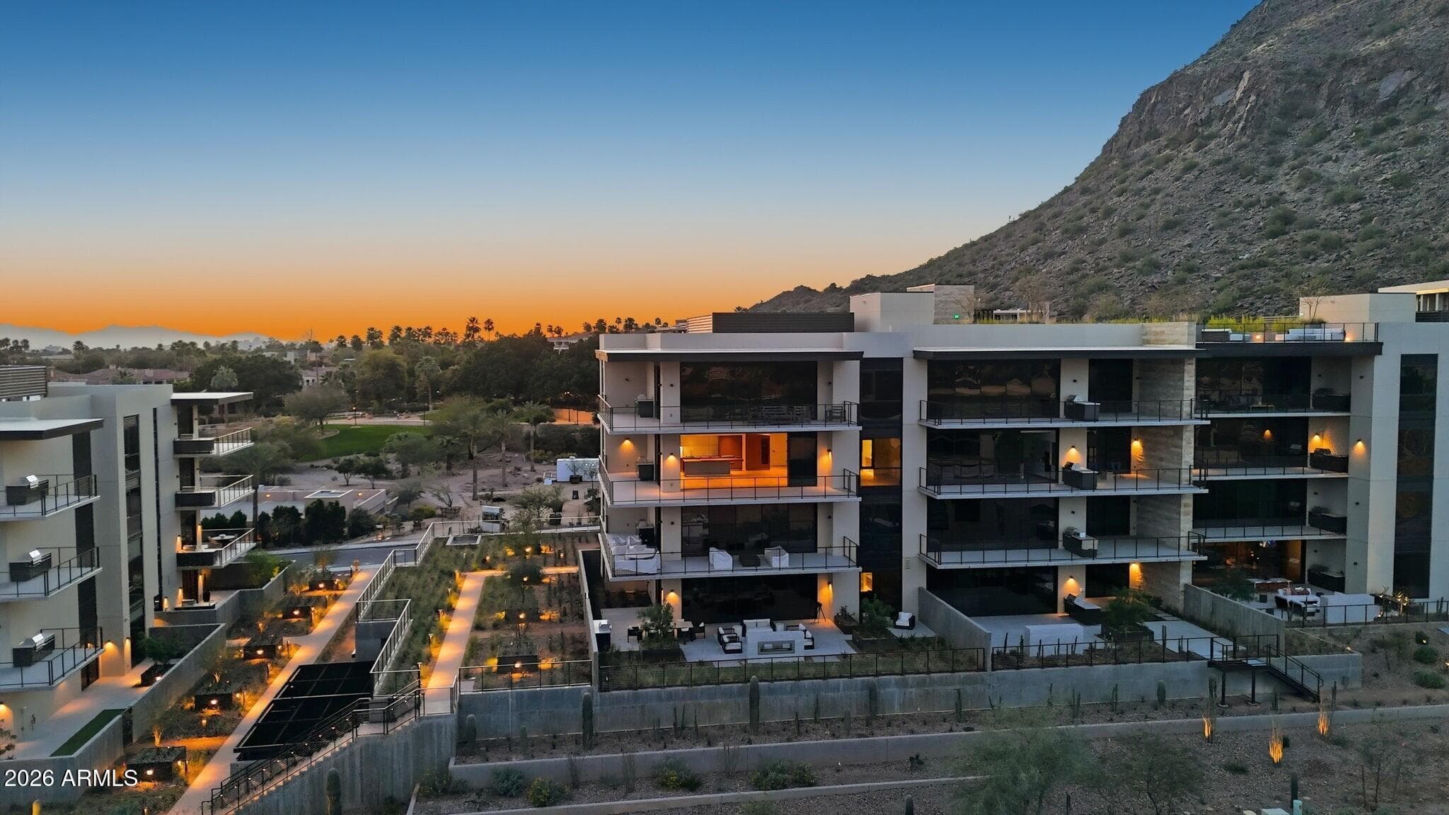 4849 N Camelback Rdg Drive B302 — photo 4