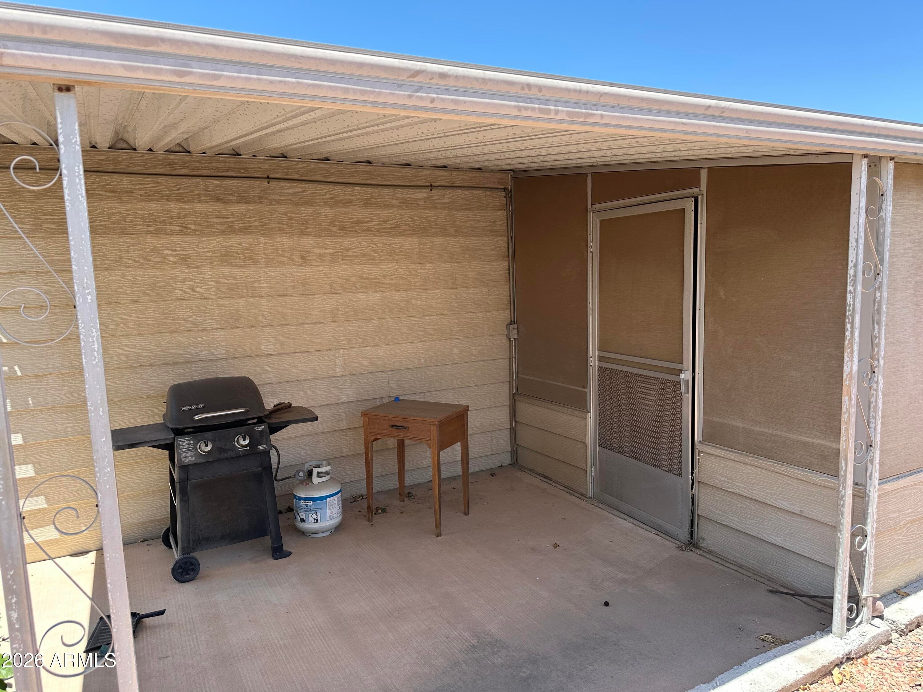 3507 E Sandra Terrace — photo 8
