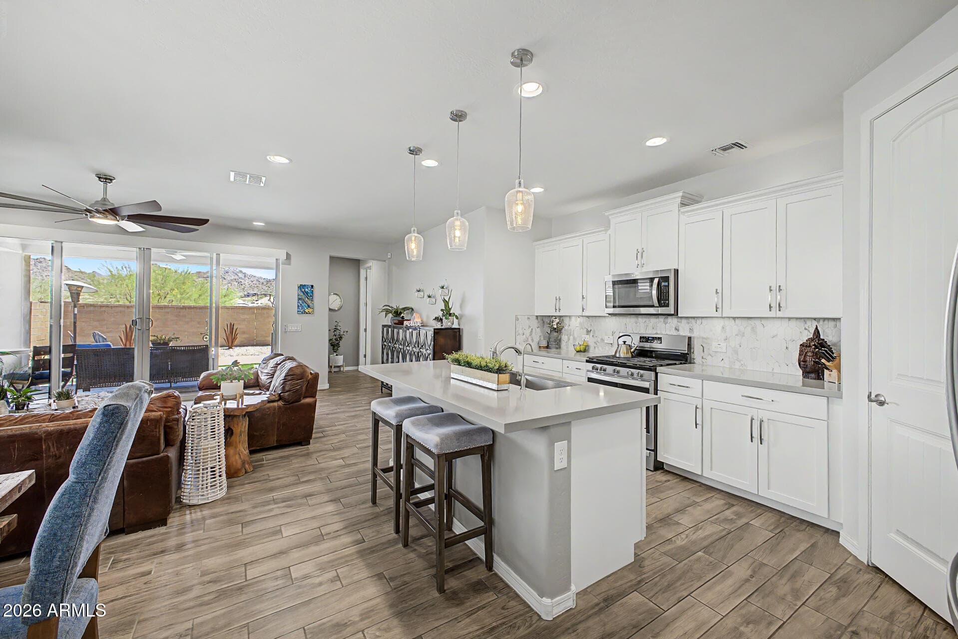 16773 W Paseo Way — photo 2